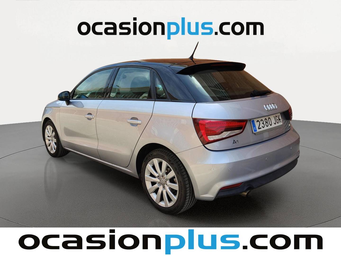 Foto trasera Audi A1 Audi A1 Sportback Attraction 1.6 TDI (116 CV) derecha