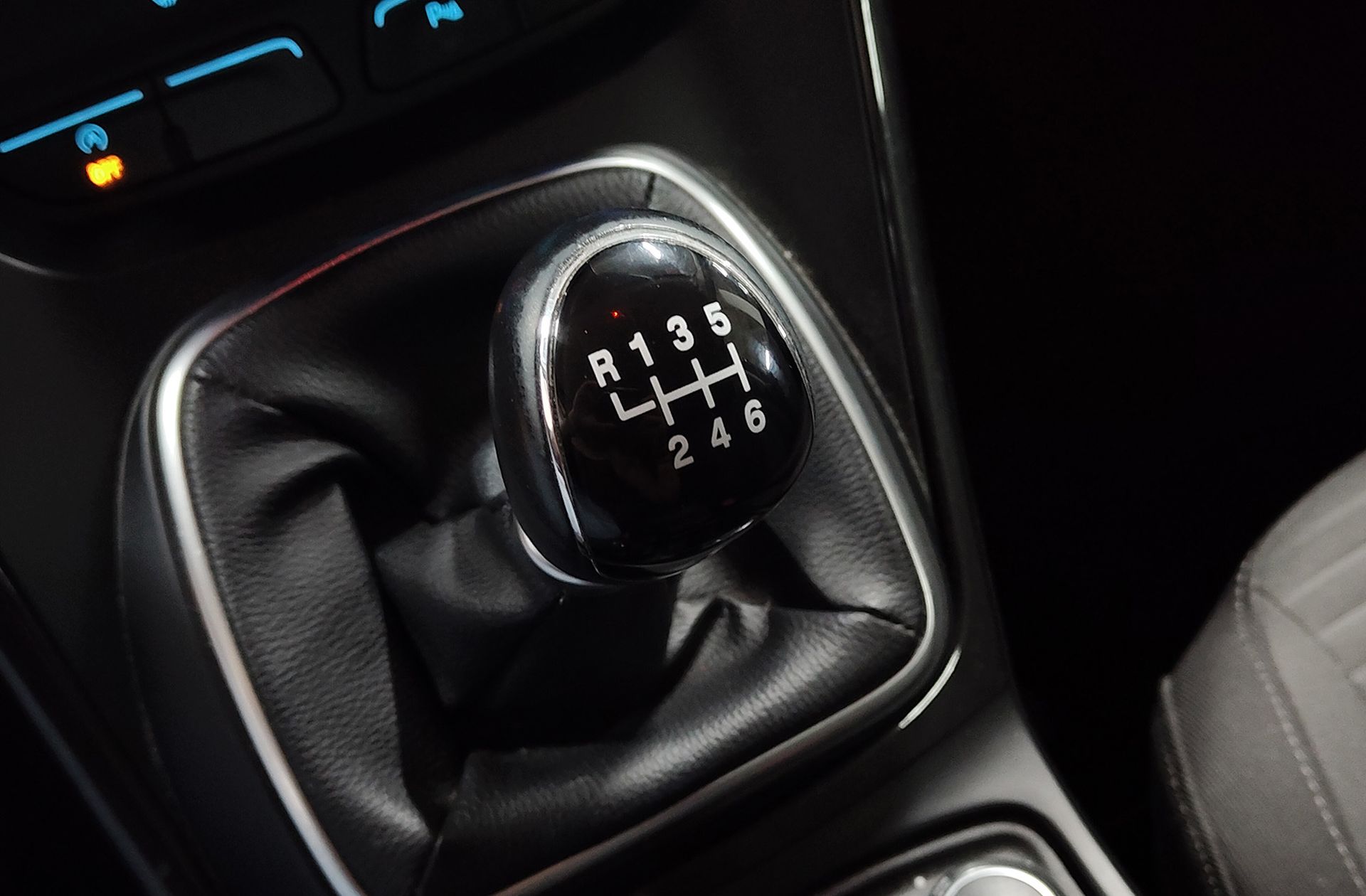 Ford C-Max 1.0 EcoBoost Titanium - foto 5