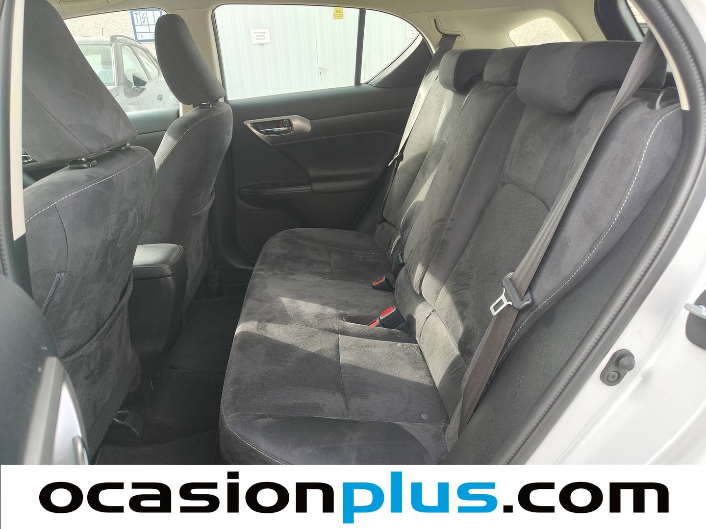 Foto asientos traseros Lexus CT Lexus CT 200h Business (136 CV)