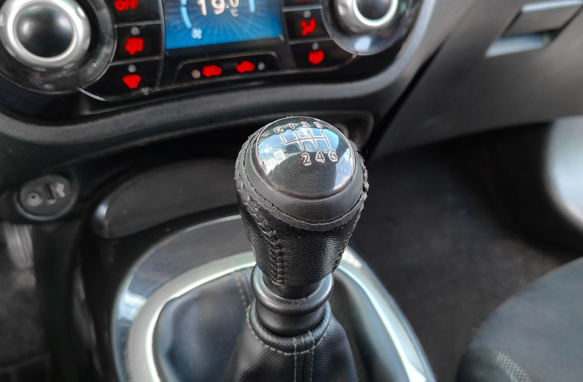 Nissan Juke 1.5 dCi N-Tec 4x2 - foto 5