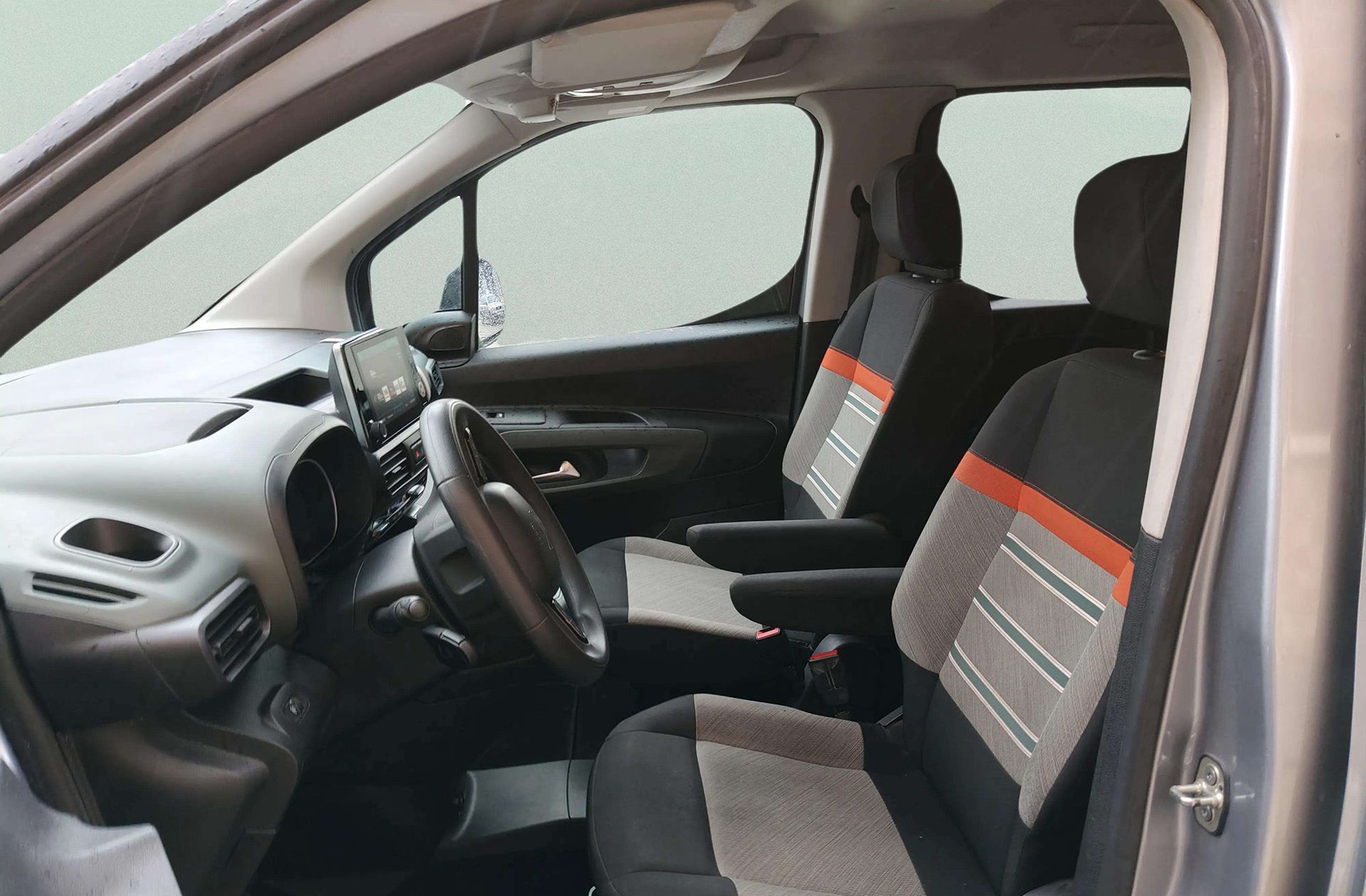 Citroën Berlingo BlueHDi 130 Talla M Shine - foto 12
