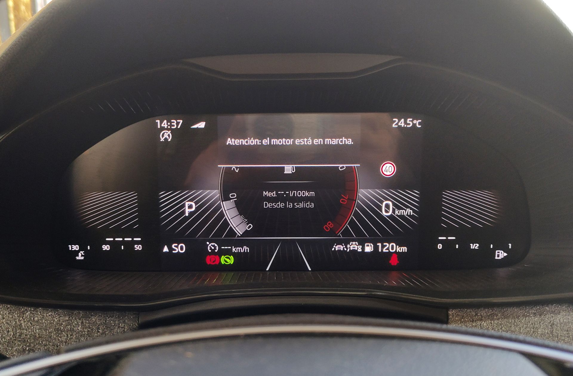 Škoda Scala 1.0 TSI Selection DSG - foto 21
