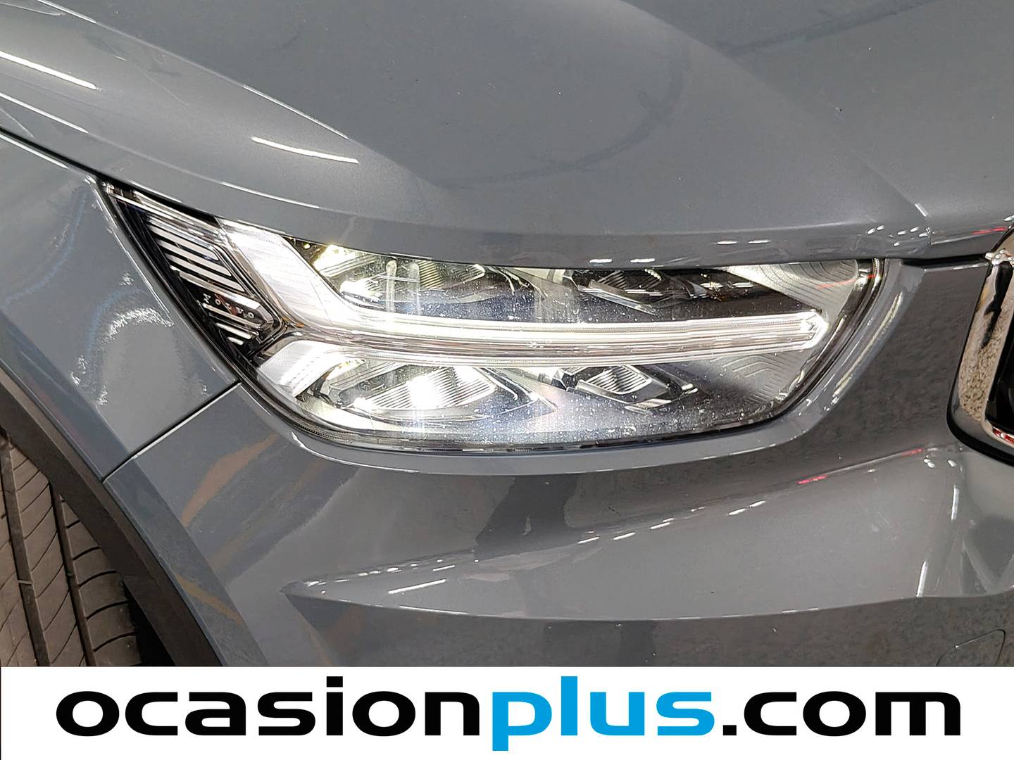 Acabados Volvo XC40 Volvo XC40 T2 Momentum Core (129 CV)