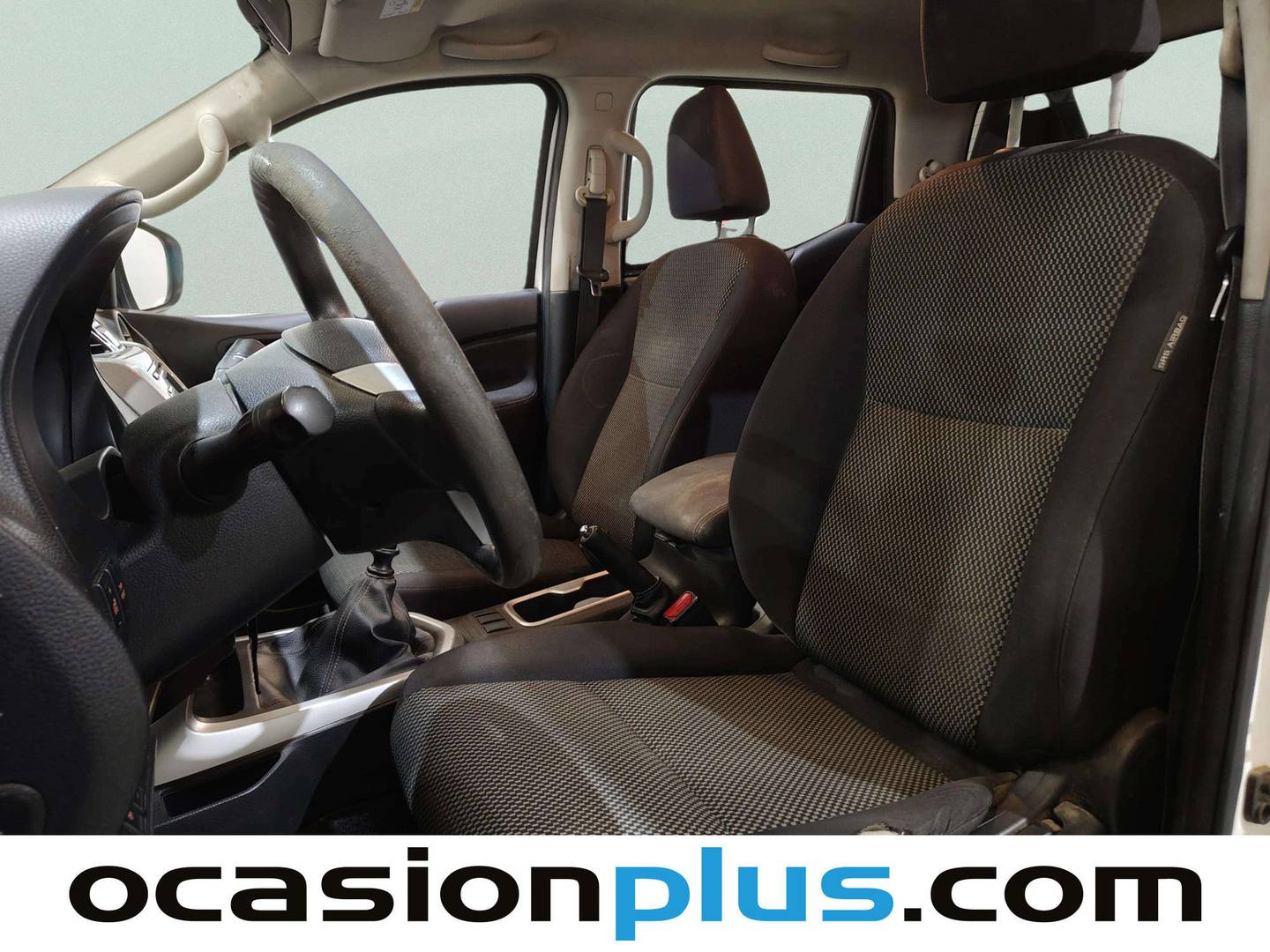 Foto asientos delanteros Nissan Navara Nissan Navara PickUp 2.3 dCi Doble Cabina Acenta (163 CV)