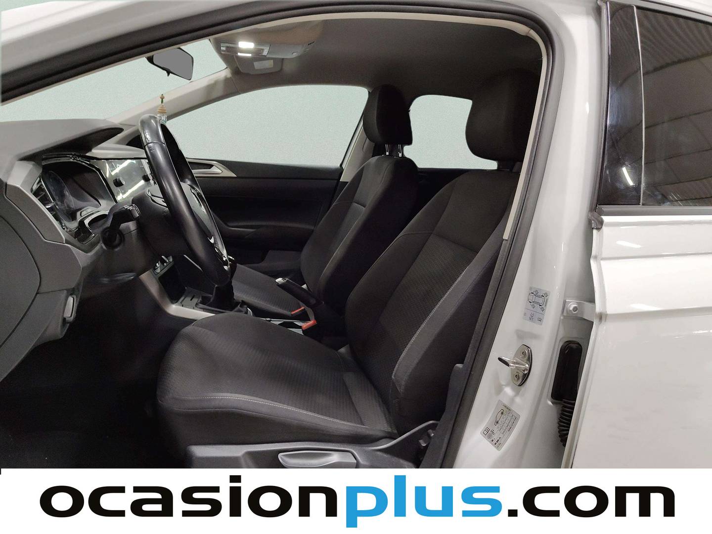 Foto asientos delanteros Volkswagen Polo Volkswagen Polo Advance 1.0 TSI (95 CV)