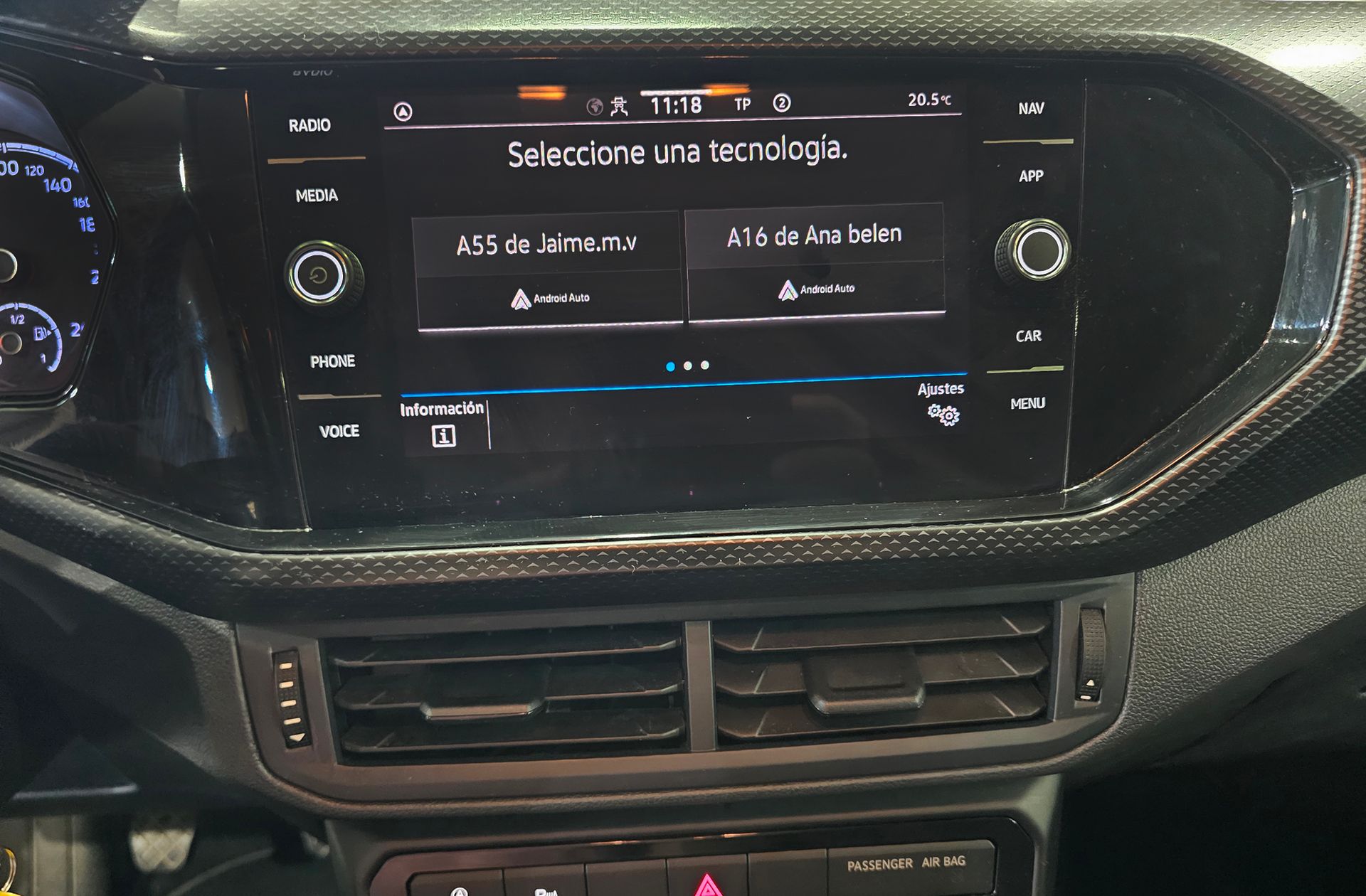 Volkswagen T-Cross Advance 1.0 TSI - foto 8