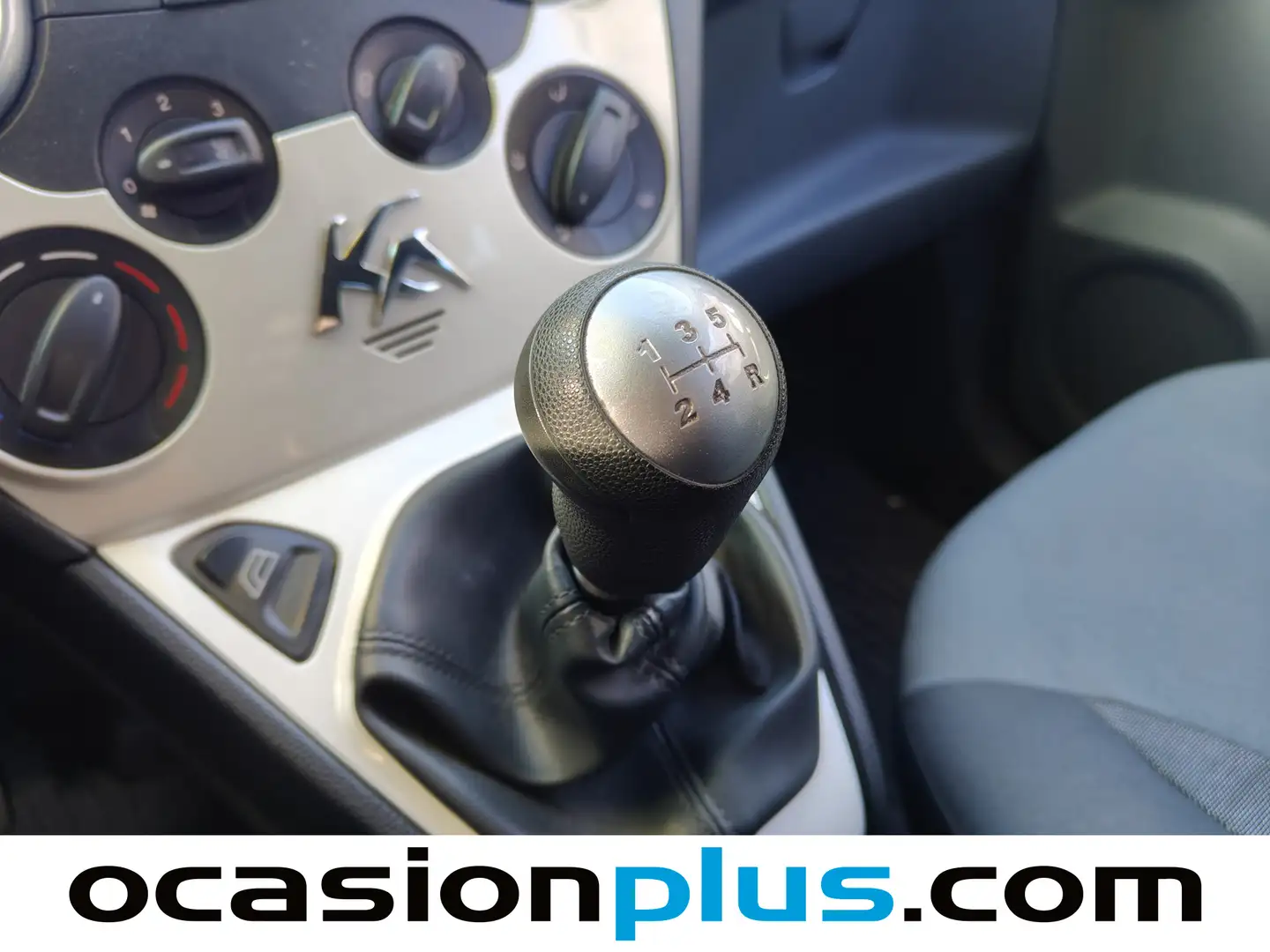 Foto Ford Ka Ford Ka 1.2 Titanium  (69 CV)