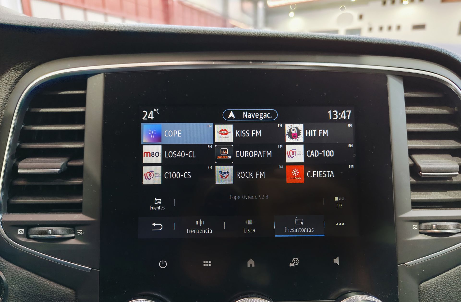 Renault Mégane Zen TCe GPF - foto 37