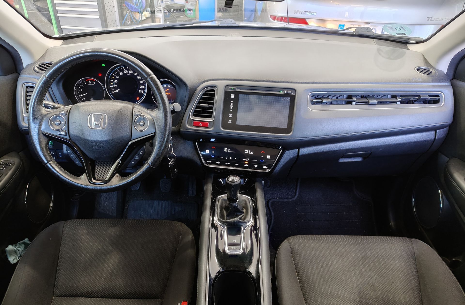 Honda HR-V 1.6 i-DTEC Elegance Navi - foto 7