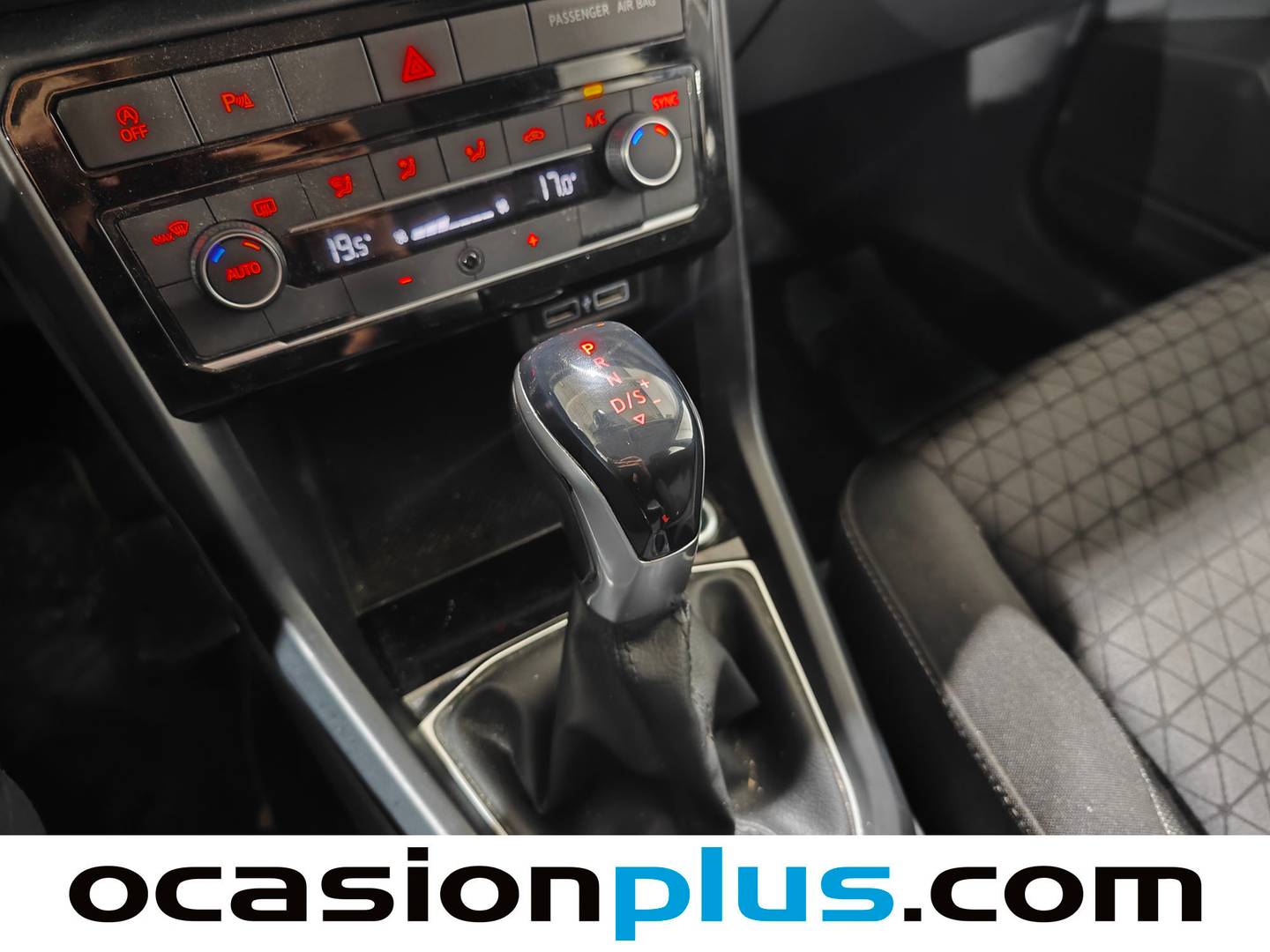 Foto Volkswagen T-Cross Volkswagen T-Cross Advance 1.0 TSI (115 CV) DSG