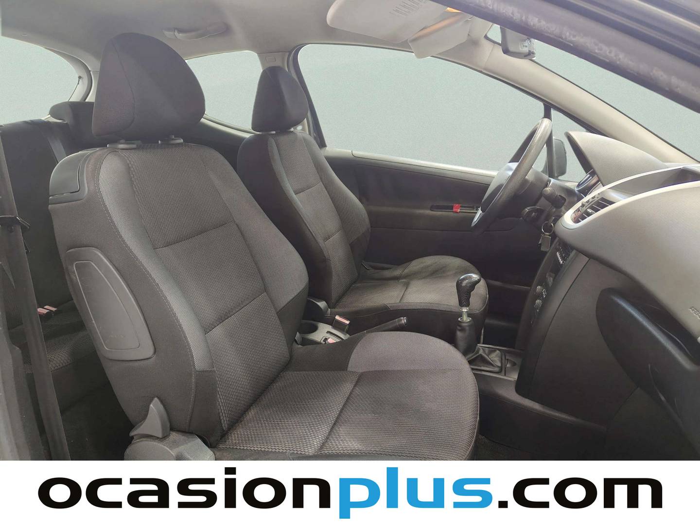 Peugeot 207 Peugeot 207 1.6 HDI Confort (90 CV) km 0