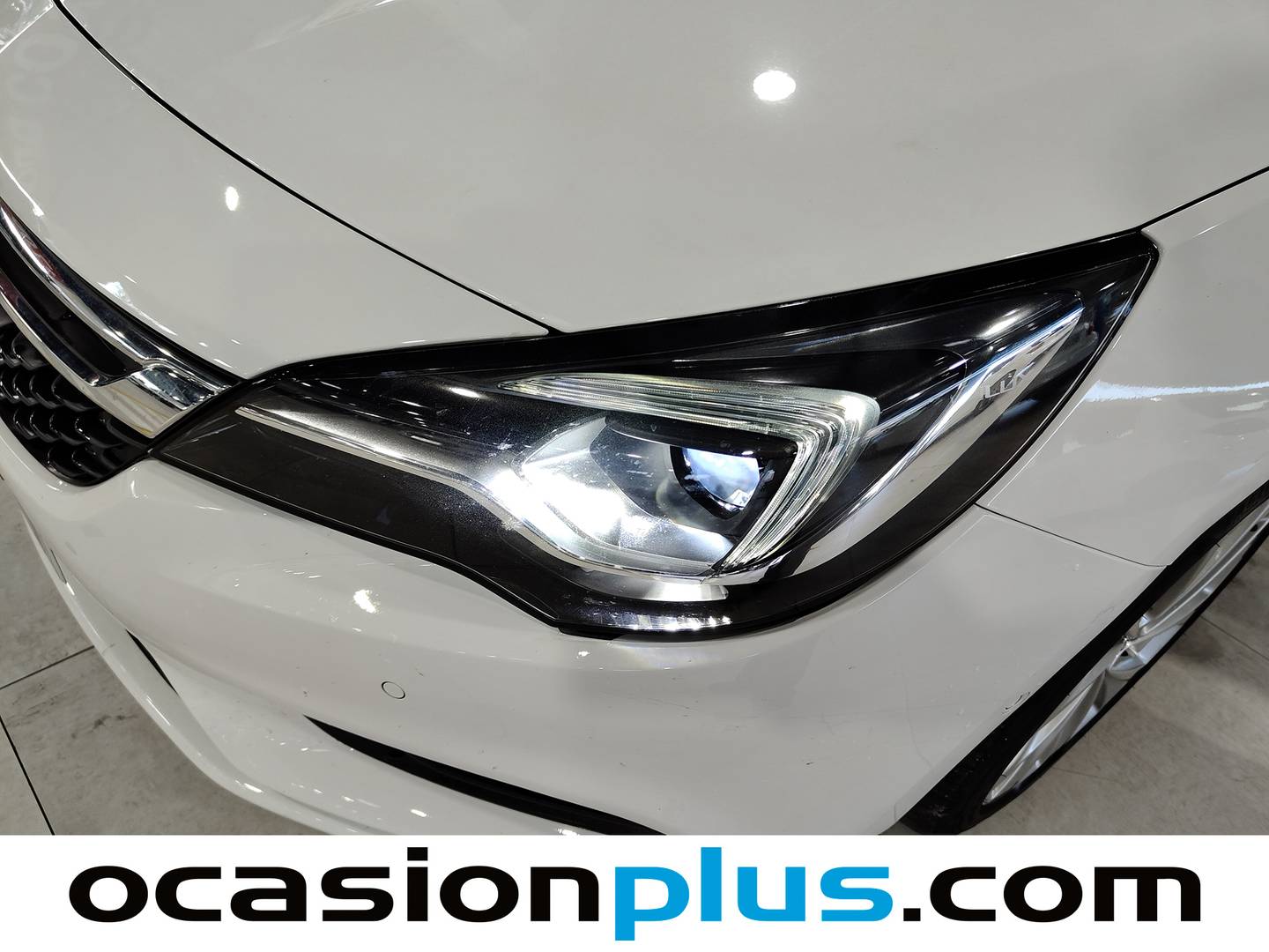 Acabados Opel Astra Opel Astra 1.6 CDTI S&S Excellence (136 CV)