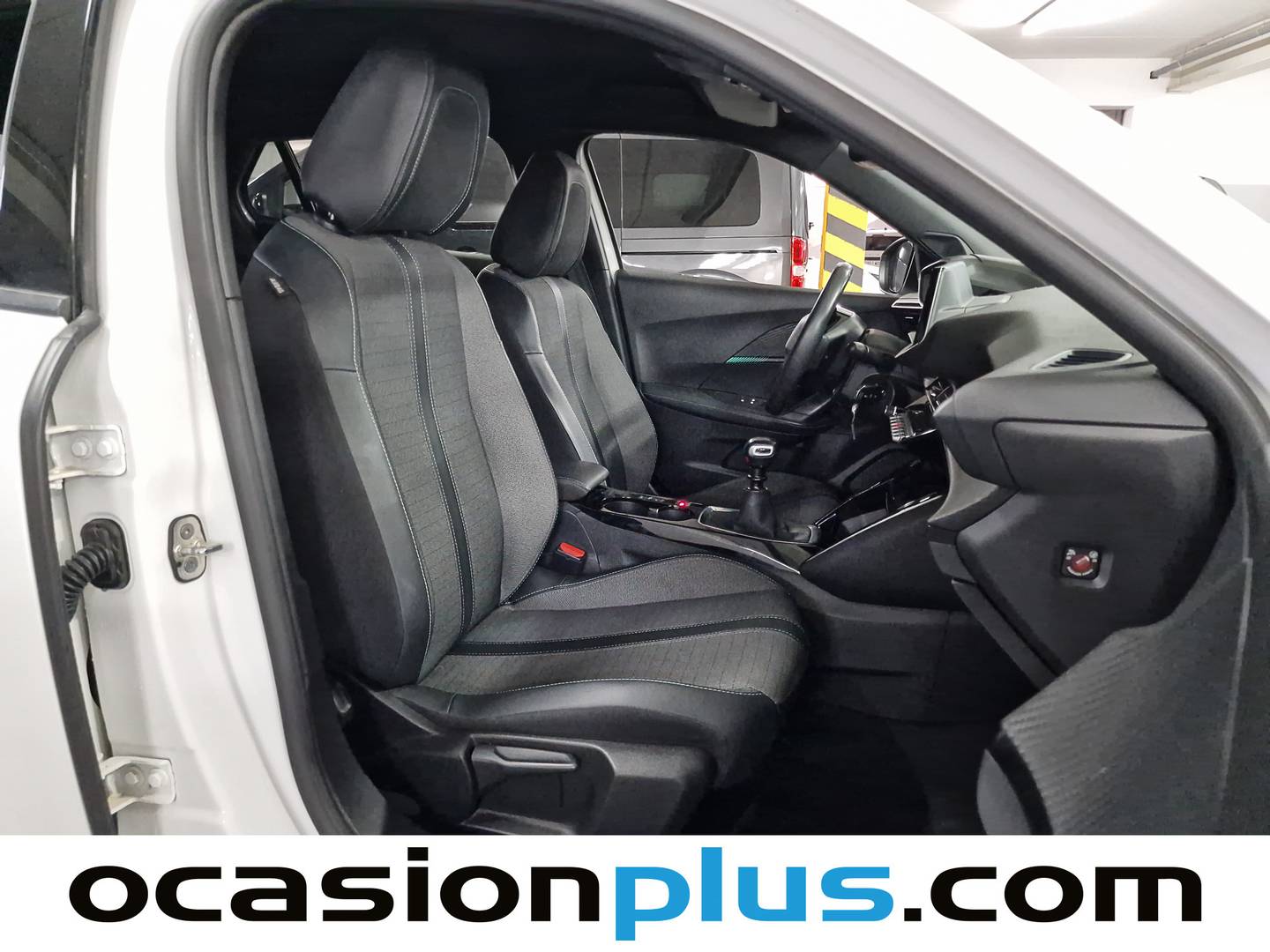 Foto Peugeot 2008 Peugeot 2008 PureTech 130 S&S Allure Pack (130 CV)