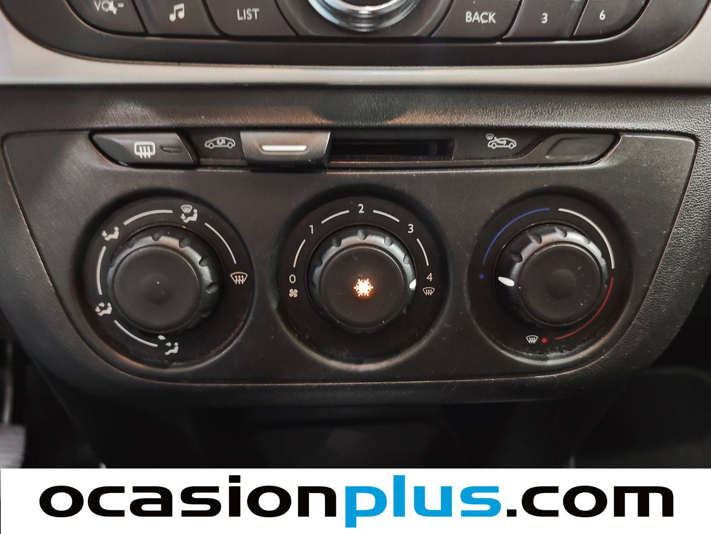 Equipamiento del Citroën C-Elysée Citroën C-Elysee BlueHDi 100 Seduction (100 CV)