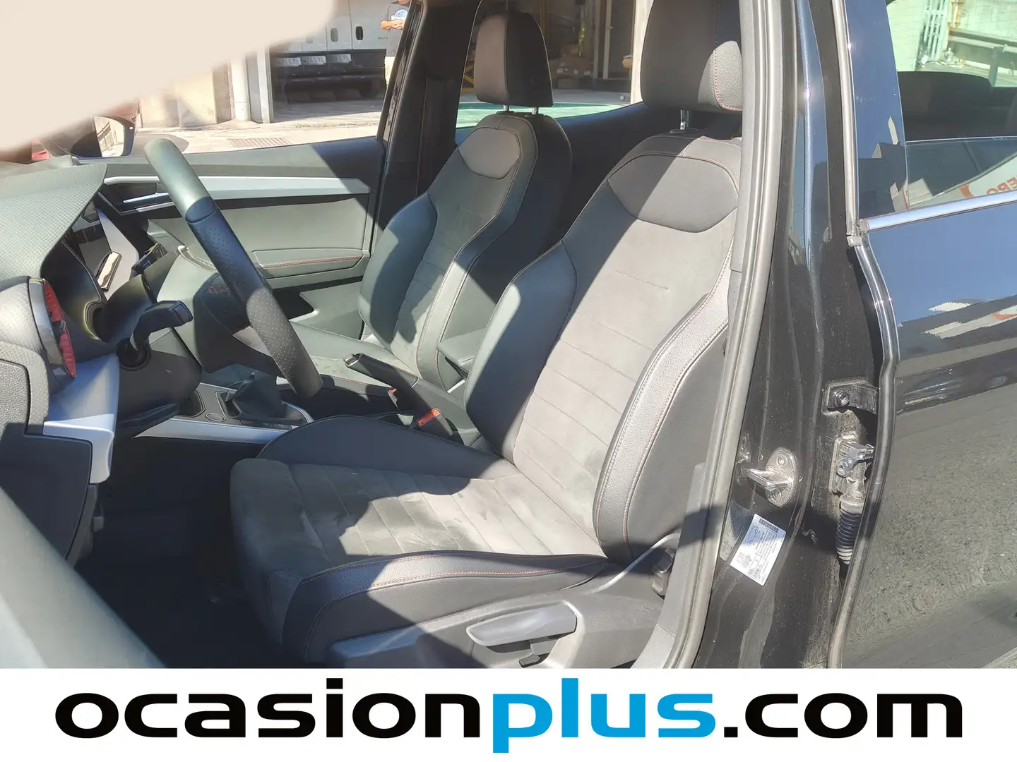 Foto Seat Arona SEAT Arona 1.0 TSI S&S FR XL (115 CV)