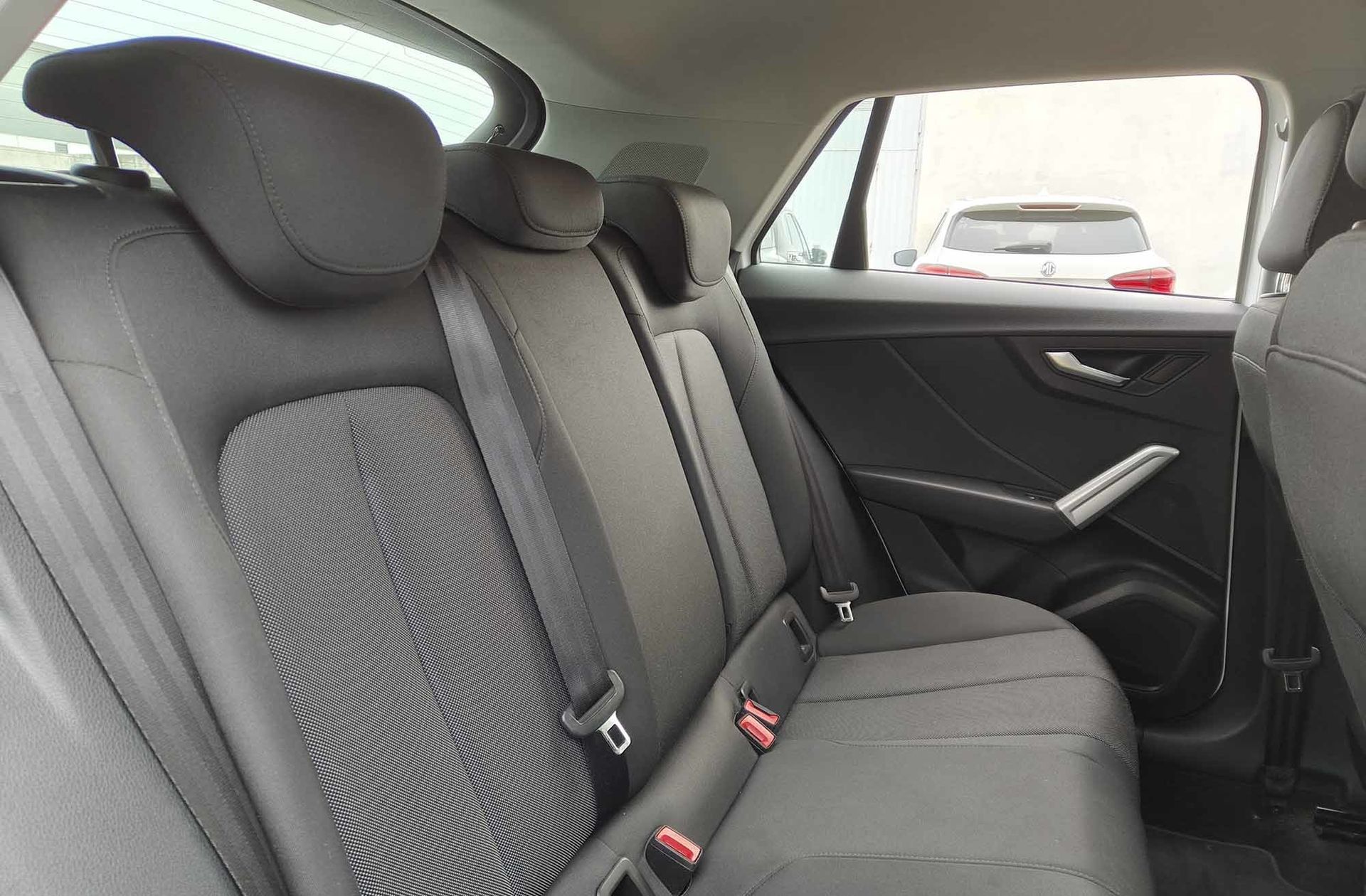 Audi Q2 Advanced 30 TDI - foto 16