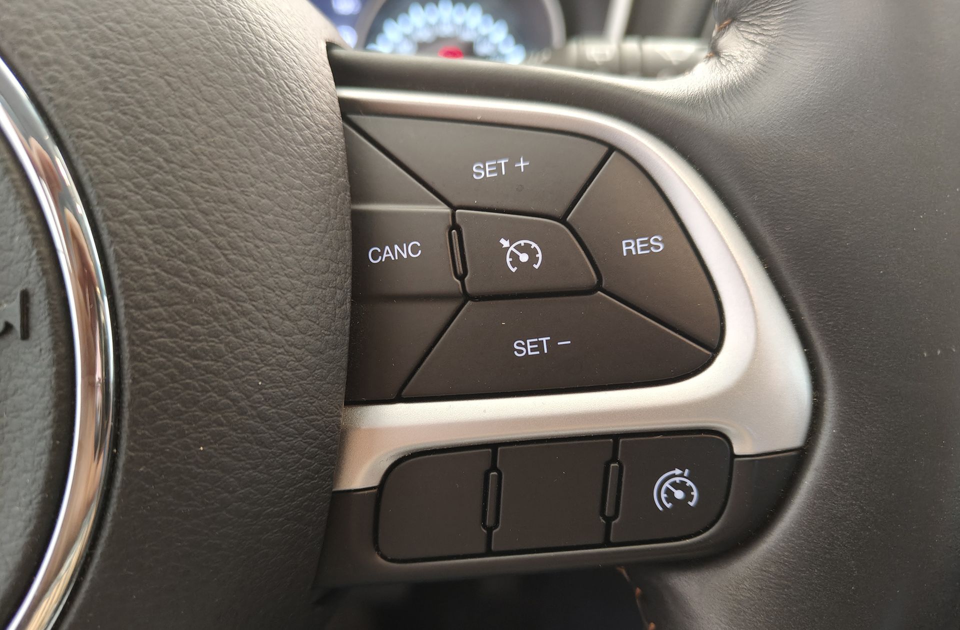 Jeep Compass 2.0 MultiJet Limited 4x4 AD - foto 26