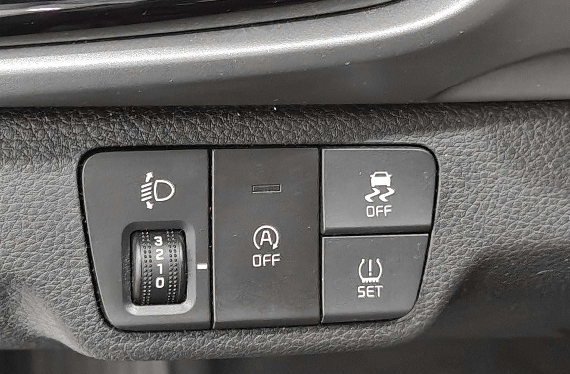 Kia Stonic 1.0 T-GDi Drive - foto 25