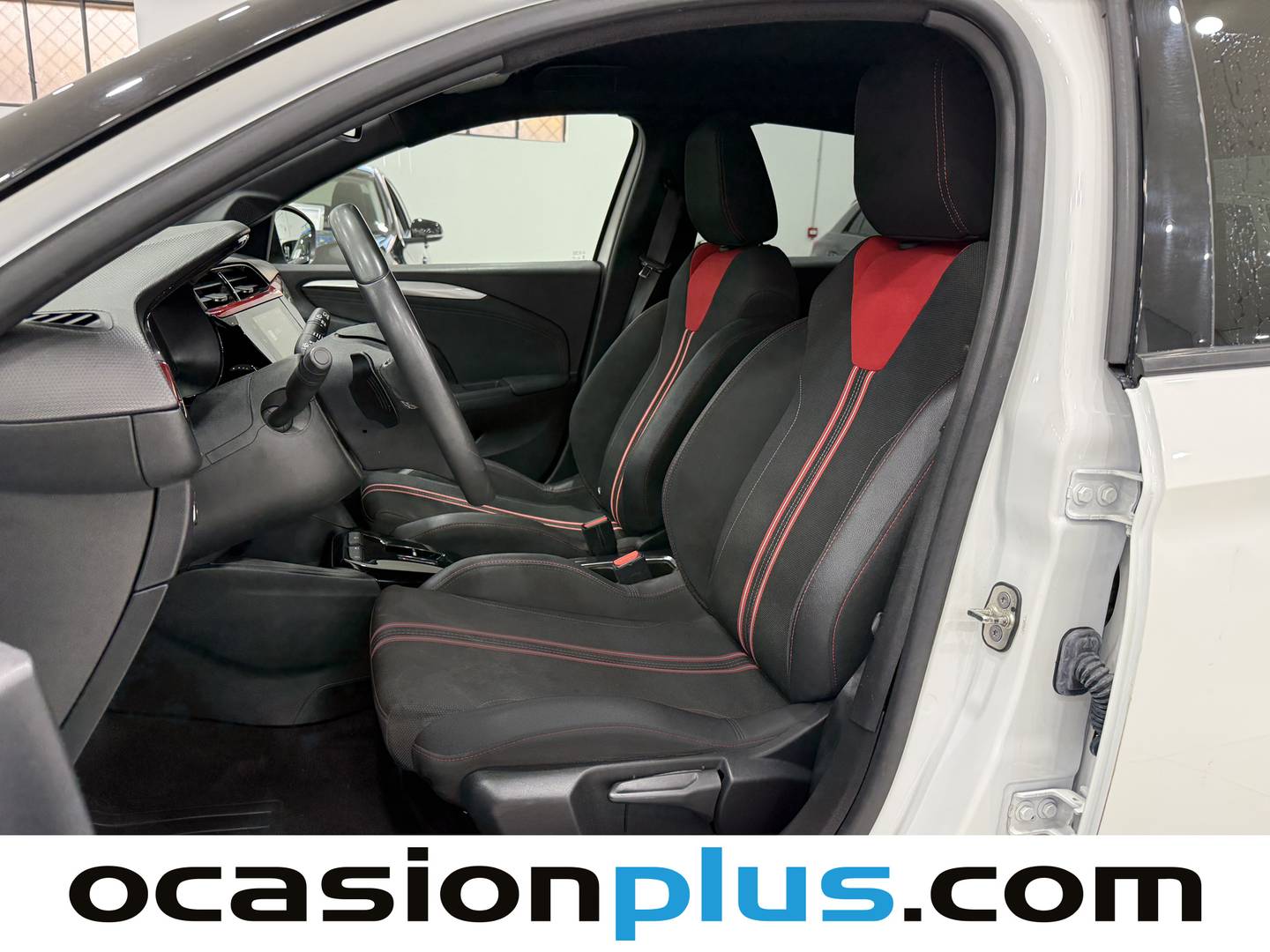 Foto asientos delanteros Opel Corsa Opel Corsa 1.2 T XHL GS Auto (130 CV)