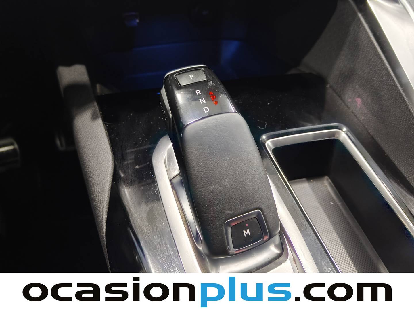 Foto Peugeot 3008 Peugeot 3008 THP 165 GT Line S&S Auto  (165 CV)