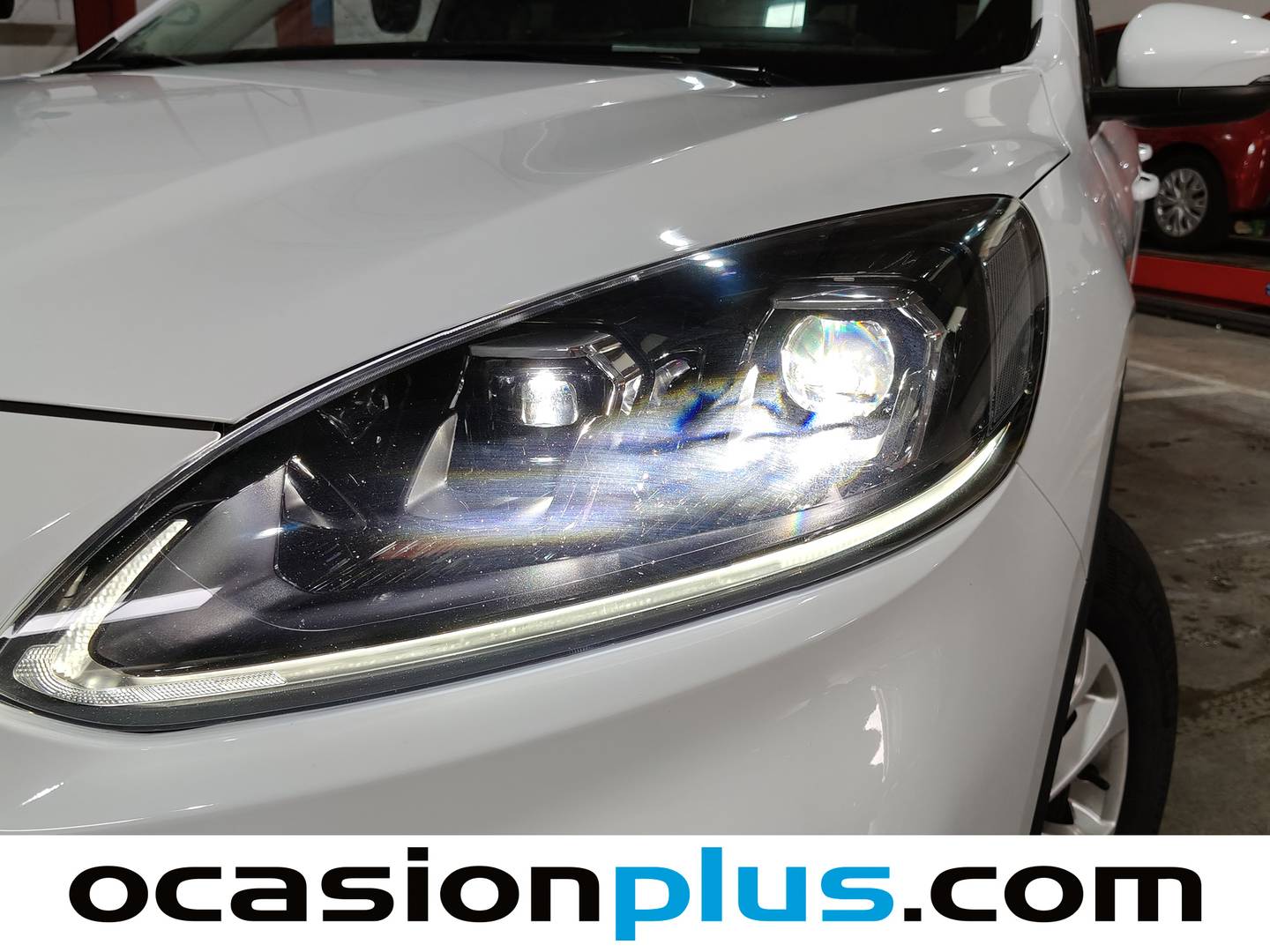 Foto Ford Kuga Ford Kuga 1.5 EcoBlue Titanium (120 CV)