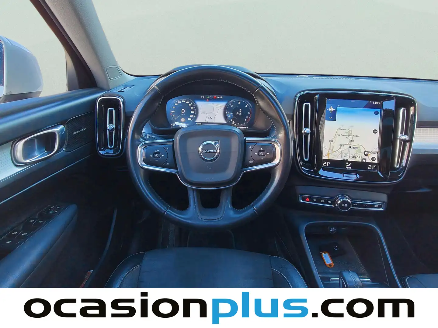 Foto Volvo XC40 Volvo XC40 D3 Momentum Auto  (150 CV)