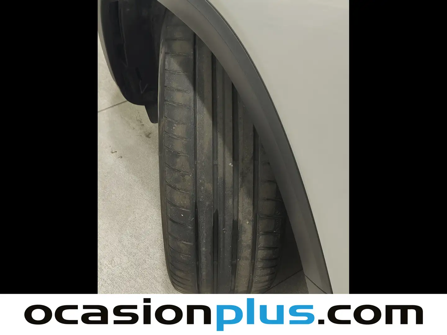 Foto Mercedes GLB Mercedes-Benz GLB GLB 220 D 4Matic (190 CV)