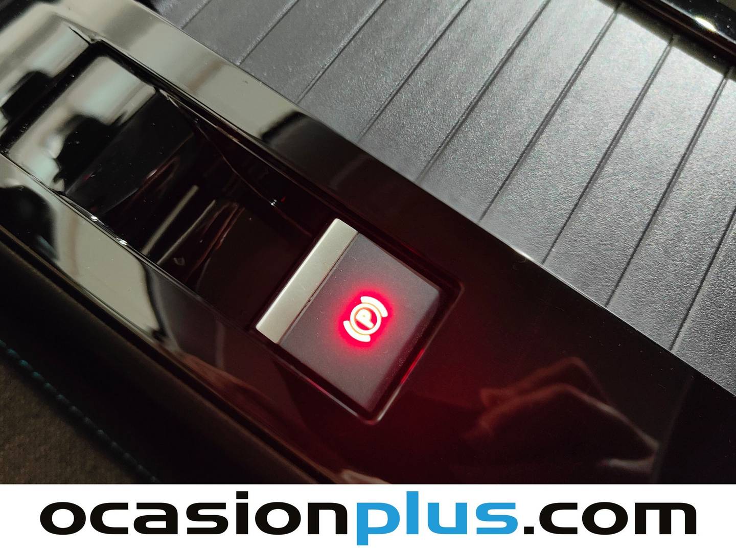 Foto Citroën C4 X Citroen C4 X PureTech 130 S&S Plus EAT8 (131 CV)