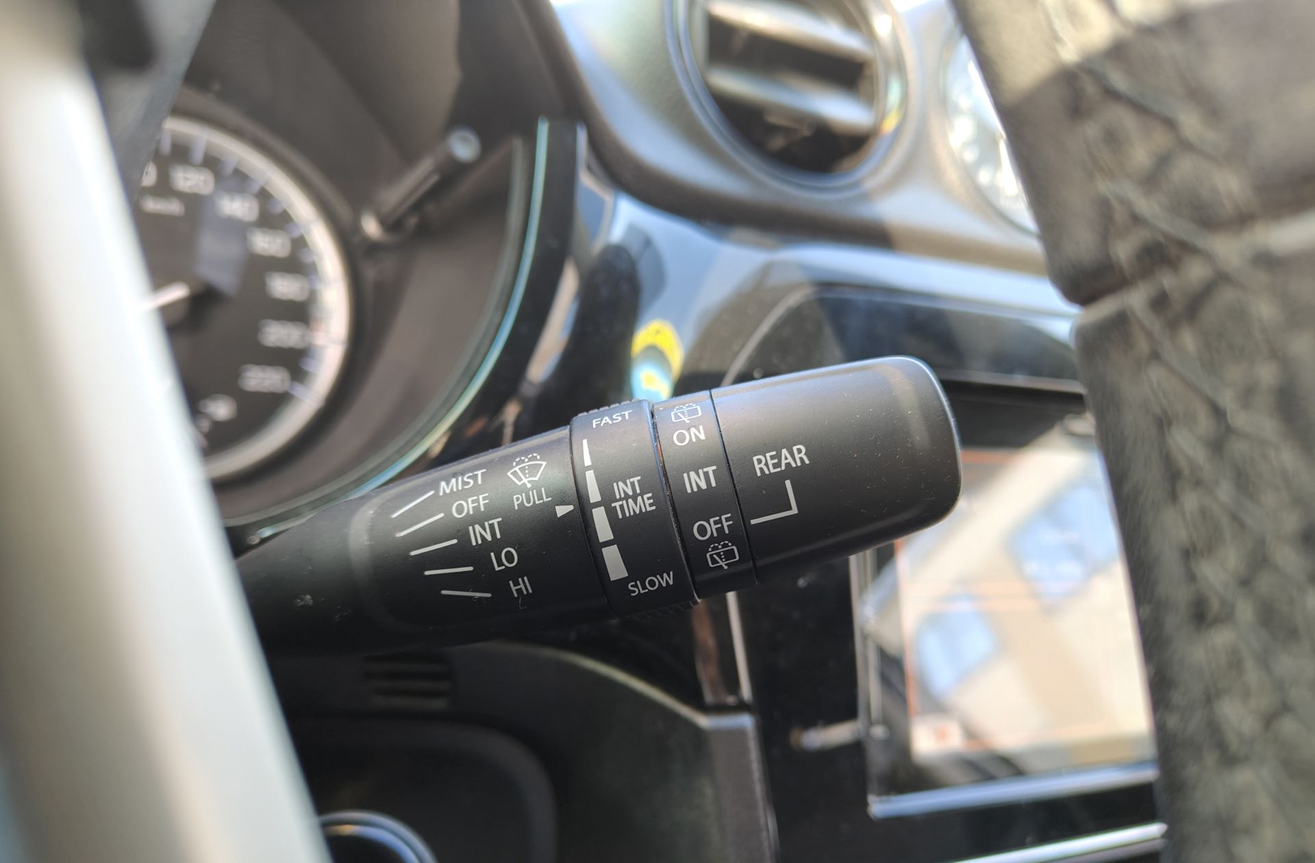 Suzuki Vitara 1.6 Ddis GLE - foto 24