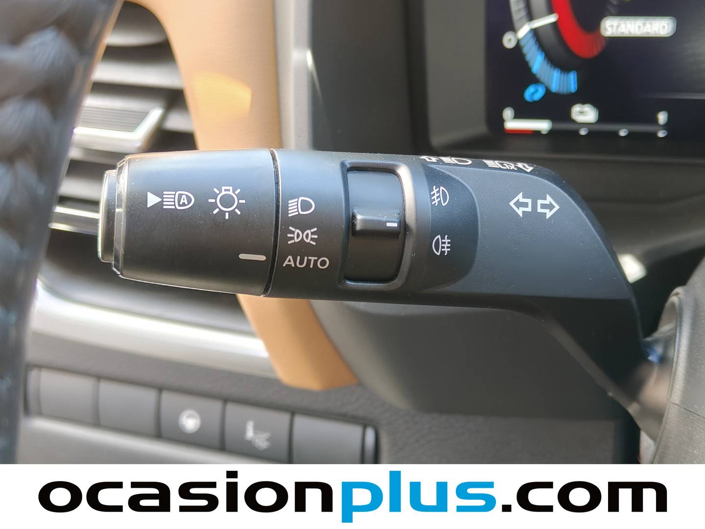 Nissan X-TRAIL Nissan X-Trail 1.5 e-4ORCE Tekna+ 4x4 A/T (213 CV) seminuevo