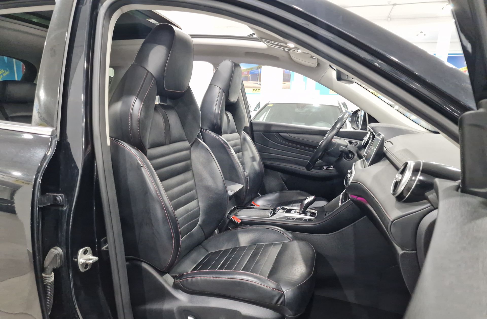 MG eHS 1.5 T-GDi PHEV Luxury - foto 24