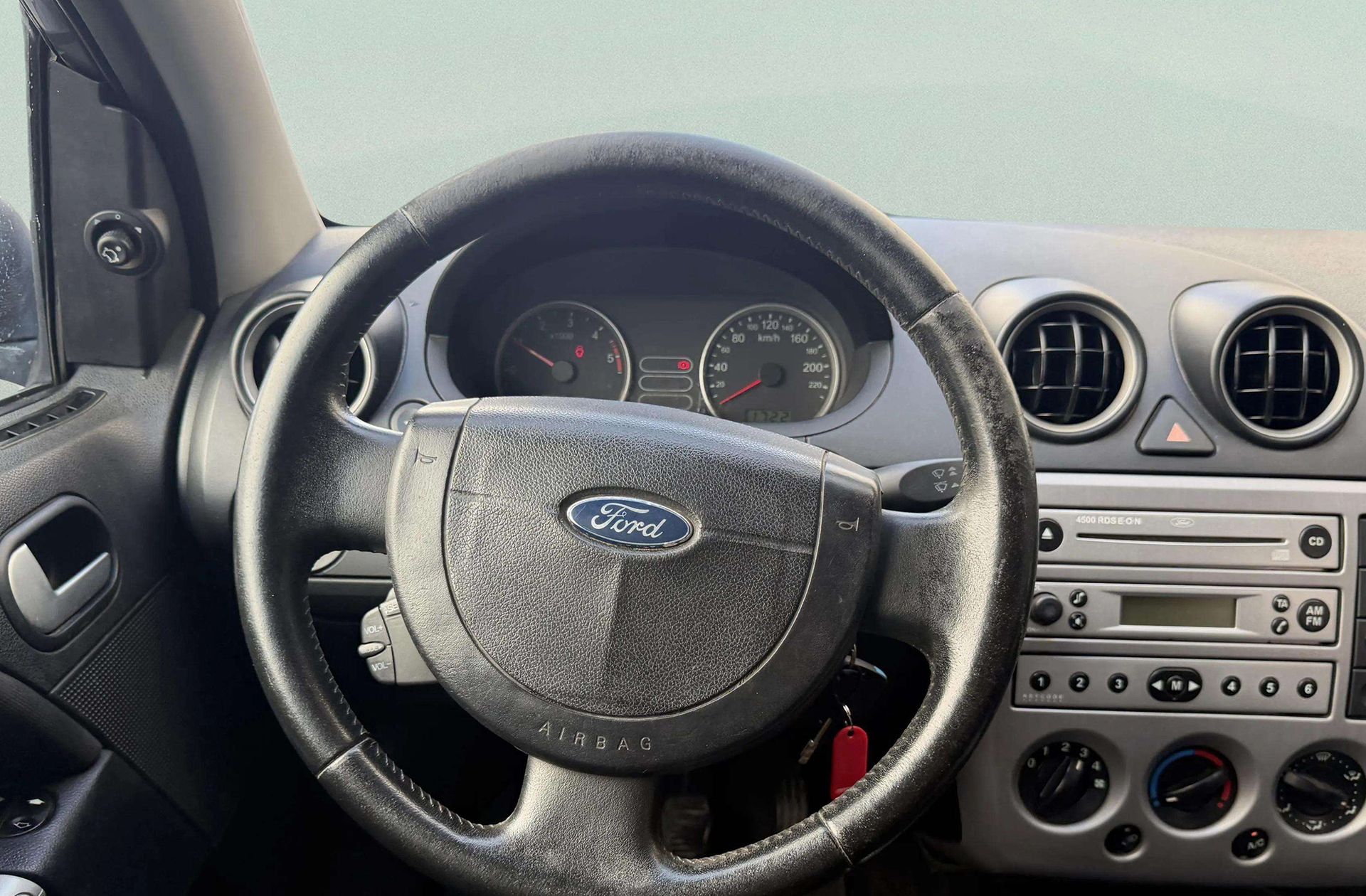 Ford Fiesta 1.6 TDCi Trend - foto 16