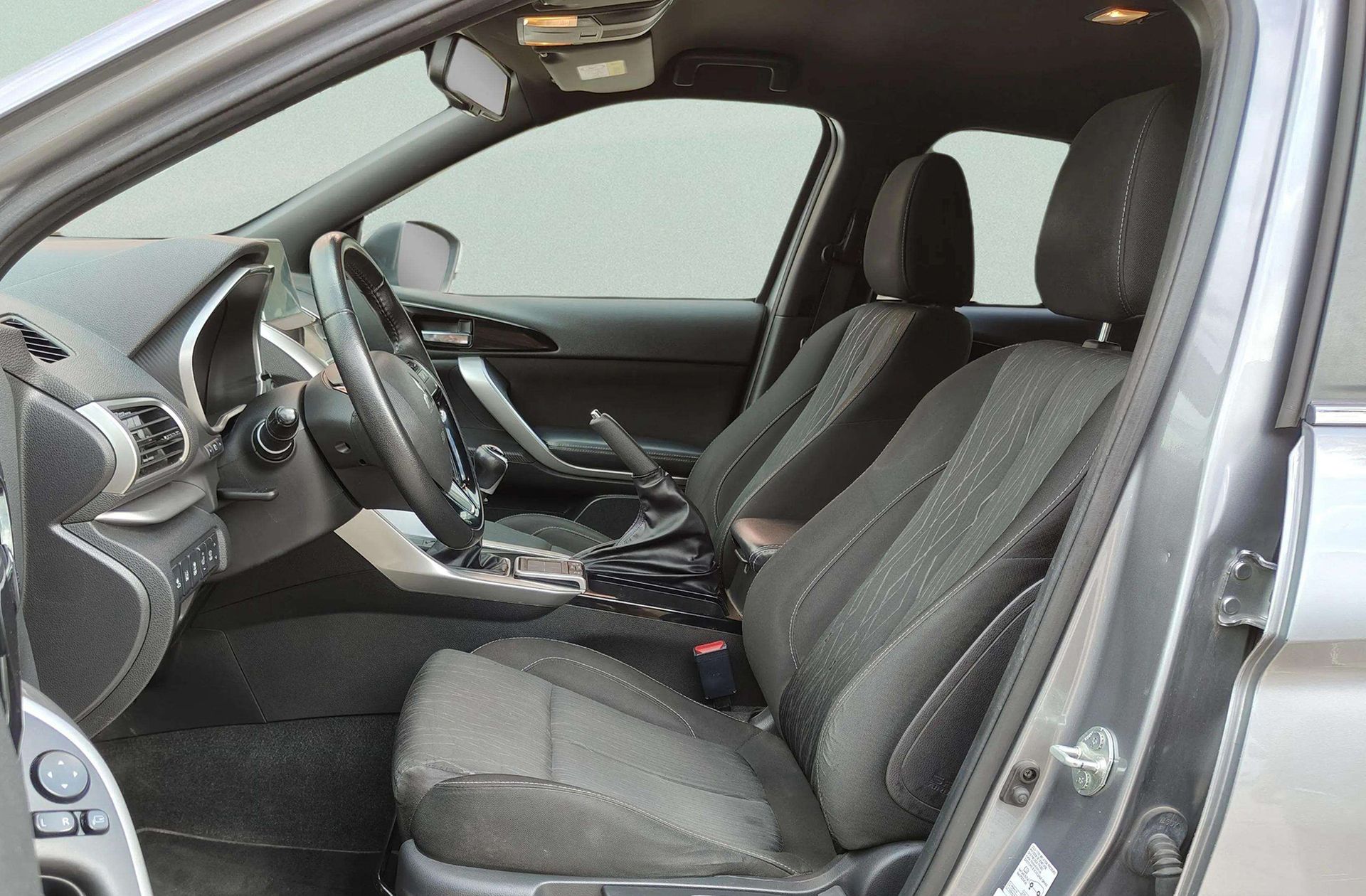 Mitsubishi Eclipse Cross 150T Motion Black Edition - foto 9
