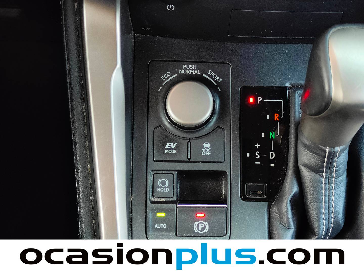 Lexus NX Lexus NX 300h Business 2WD (197 CV) híbrido