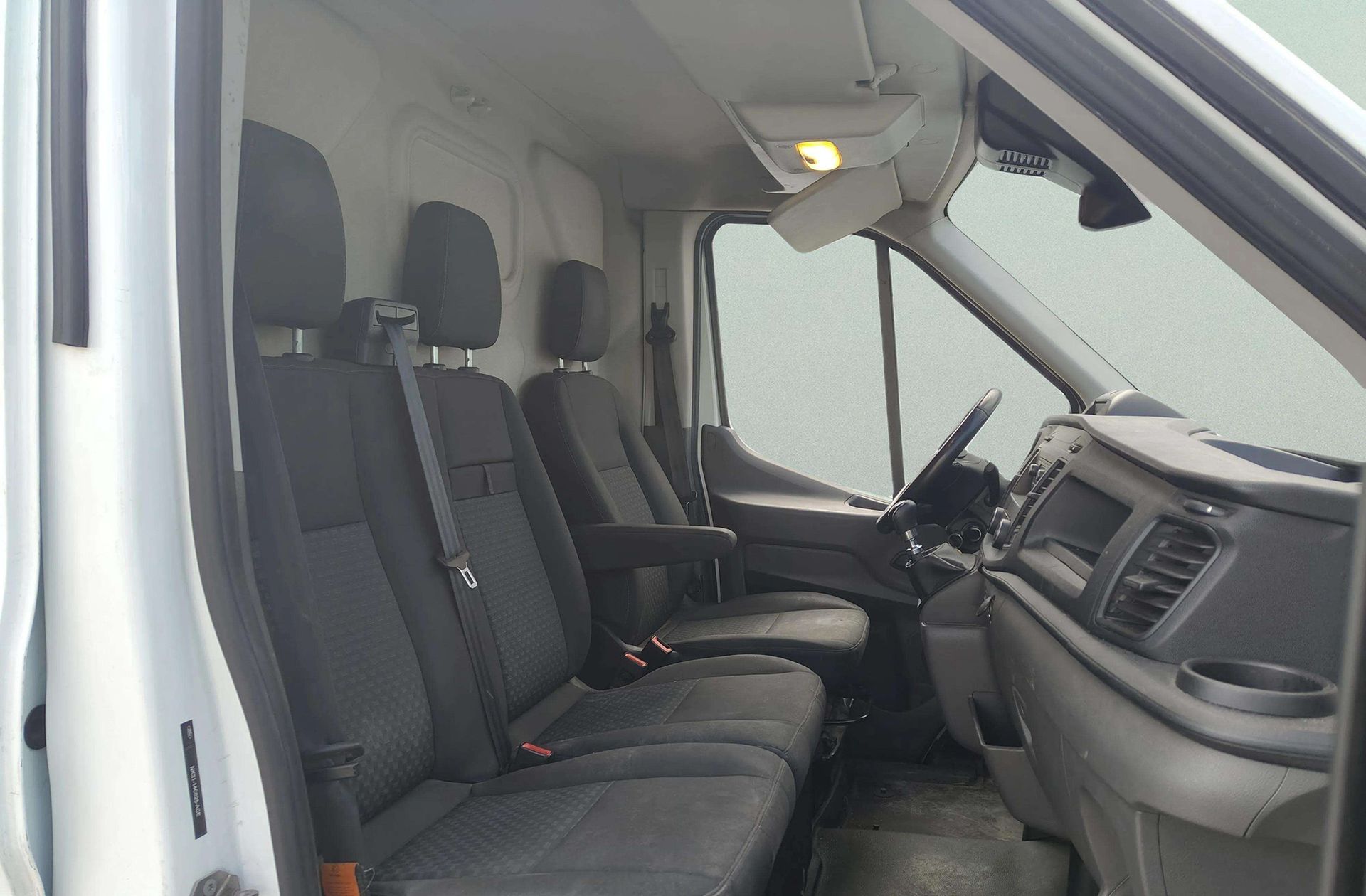 Ford Transit 350 L3H2 Trend - foto 13