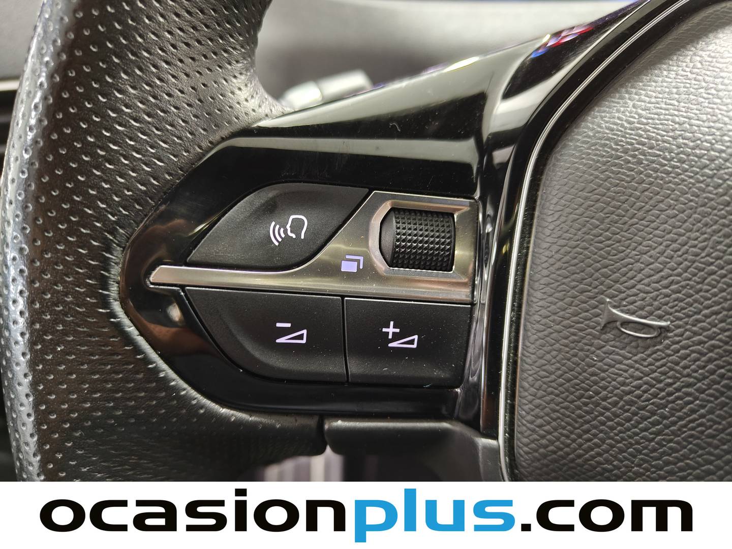 Foto Peugeot 3008 Peugeot 3008 PureTech 130 S&S GT EAT8 (130 CV)