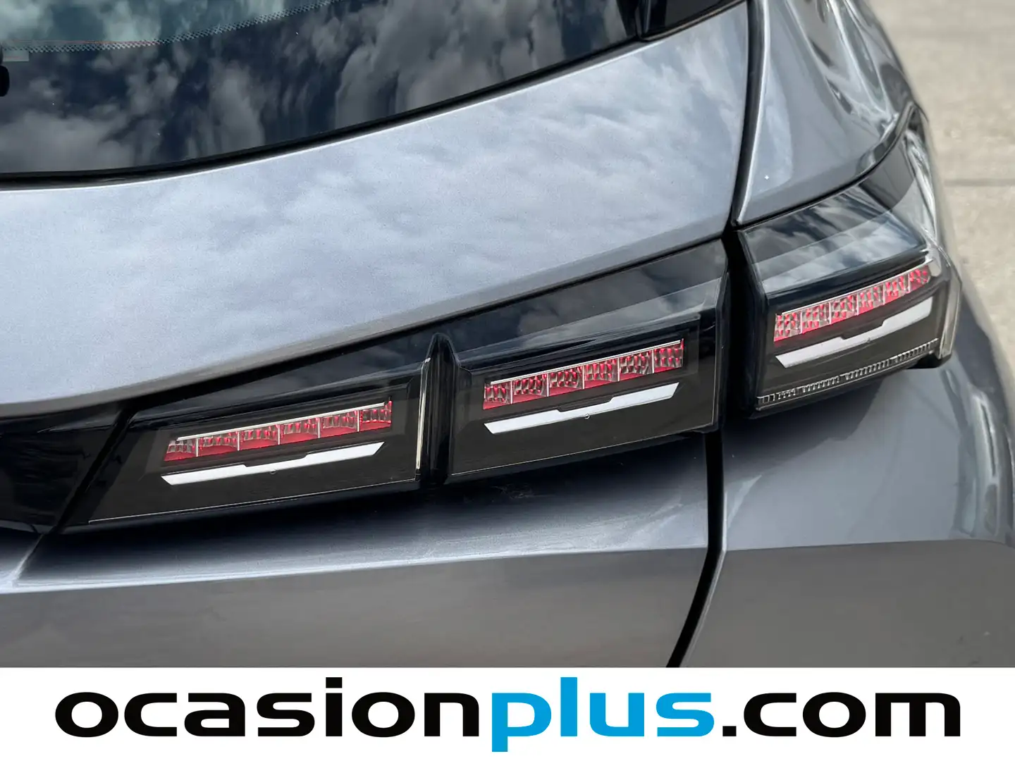 Foto Peugeot 308 Peugeot 308 Active Pack Hybrid EAT8 (180 CV)