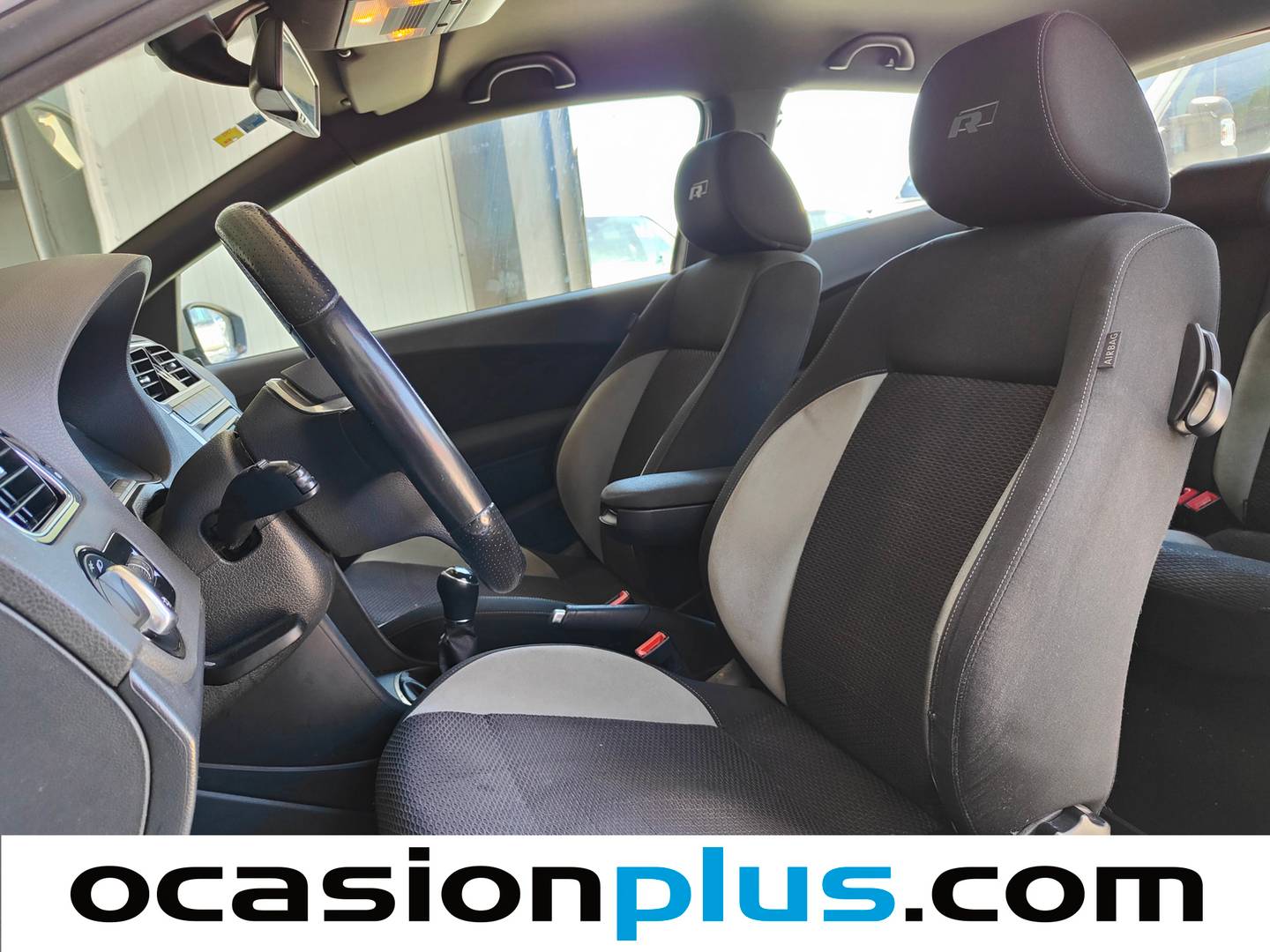 Foto asientos delanteros Volkswagen Polo Volkswagen Polo Sport by R-Line 1.6 TDI (105 CV)