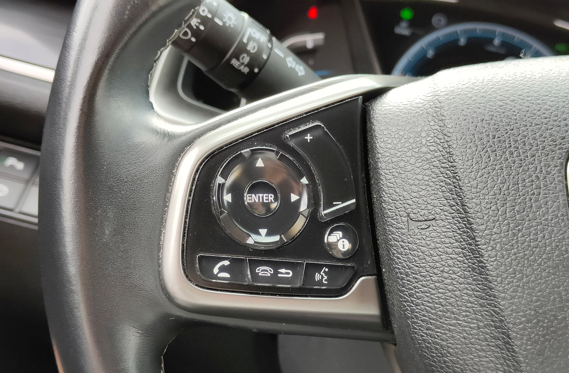 Honda Civic 1.0 I-VTEC Turbo Elegance Navi - foto 29