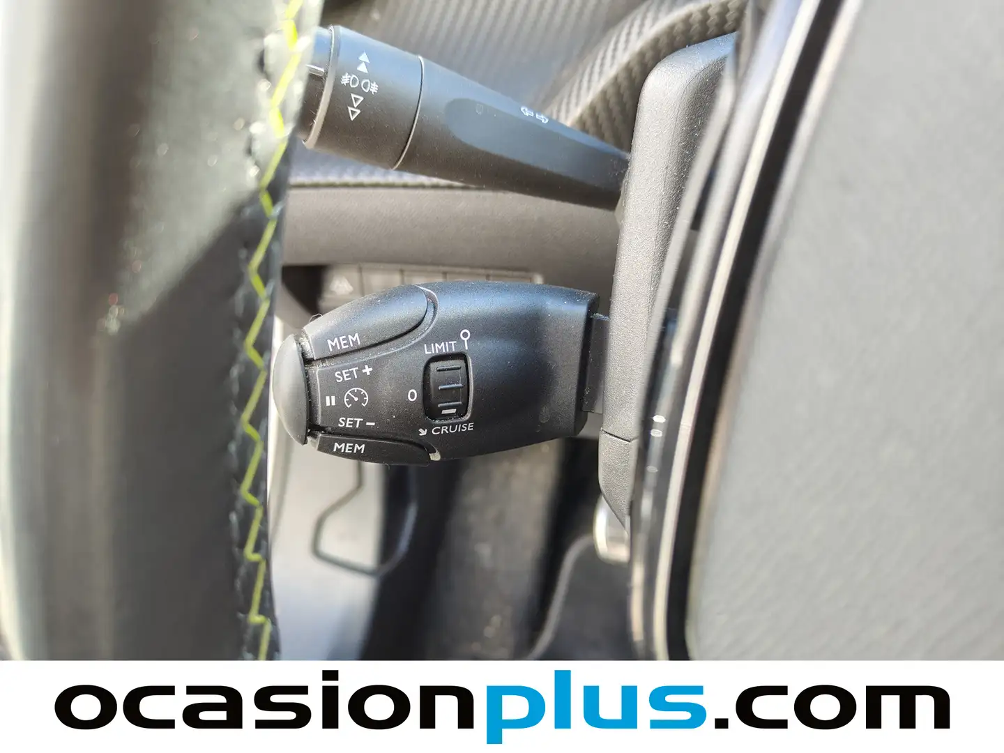 Foto Peugeot 2008 Peugeot 2008 PureTech 130 S&S GT (130 CV)