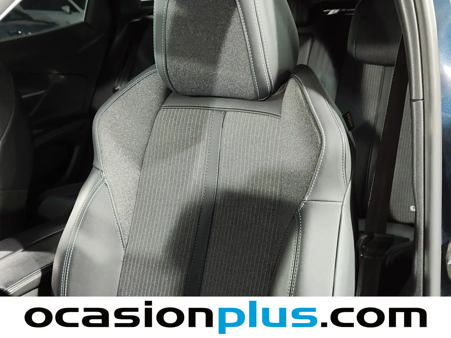 Foto Peugeot 3008 Hybrid Peugeot 3008 Hybrid 225 Allure e-EAT8 (225 CV)