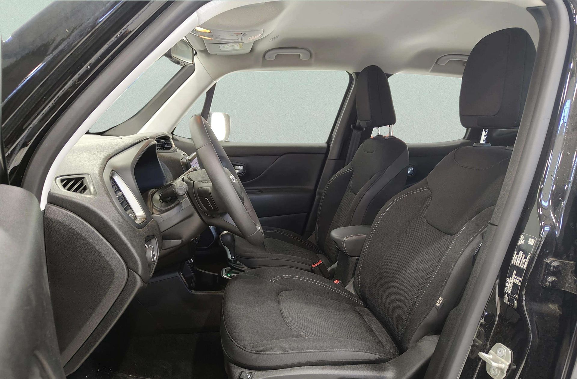 Jeep Renegade eHybrid 1.5 Limited ATX - foto 11