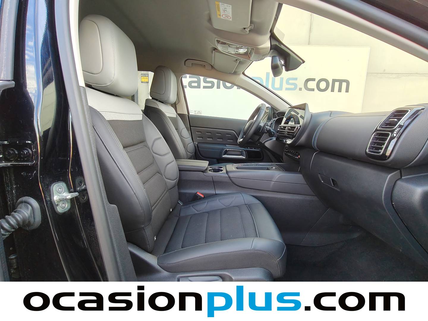 Foto Citroën C5 Aircross Citroen C5 Aircross BlueHDi 130 S&S Max EAT8 (131 CV)