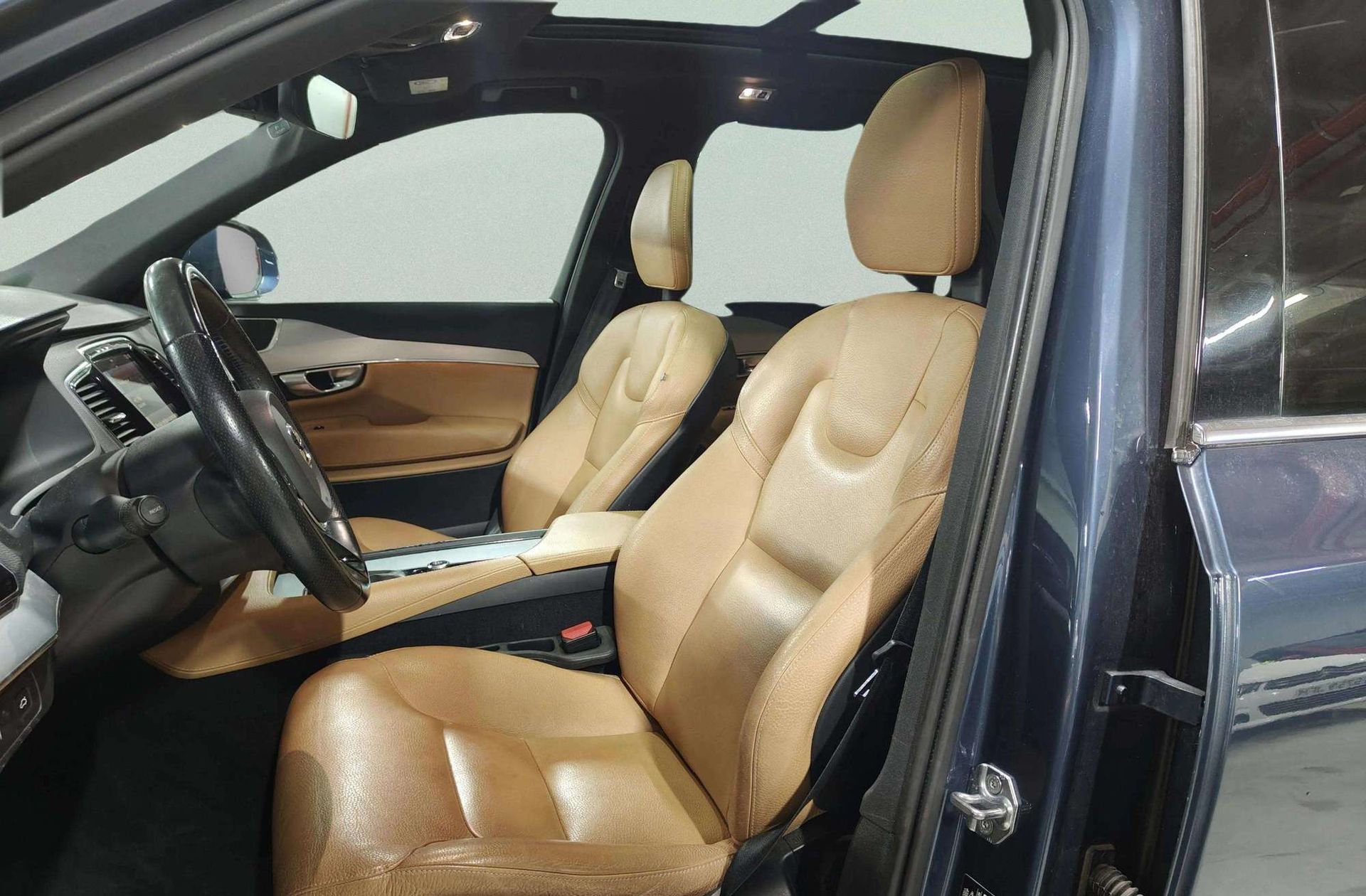 Volvo XC90 D4 Momentum 7 plazas - foto 13