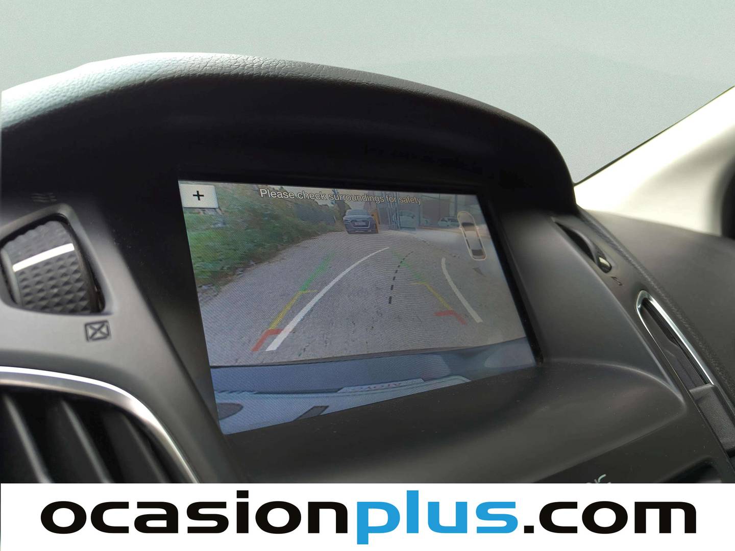 Equipamiento del Ford Focus Ford Focus 1.5 TDCi Business (120 CV)