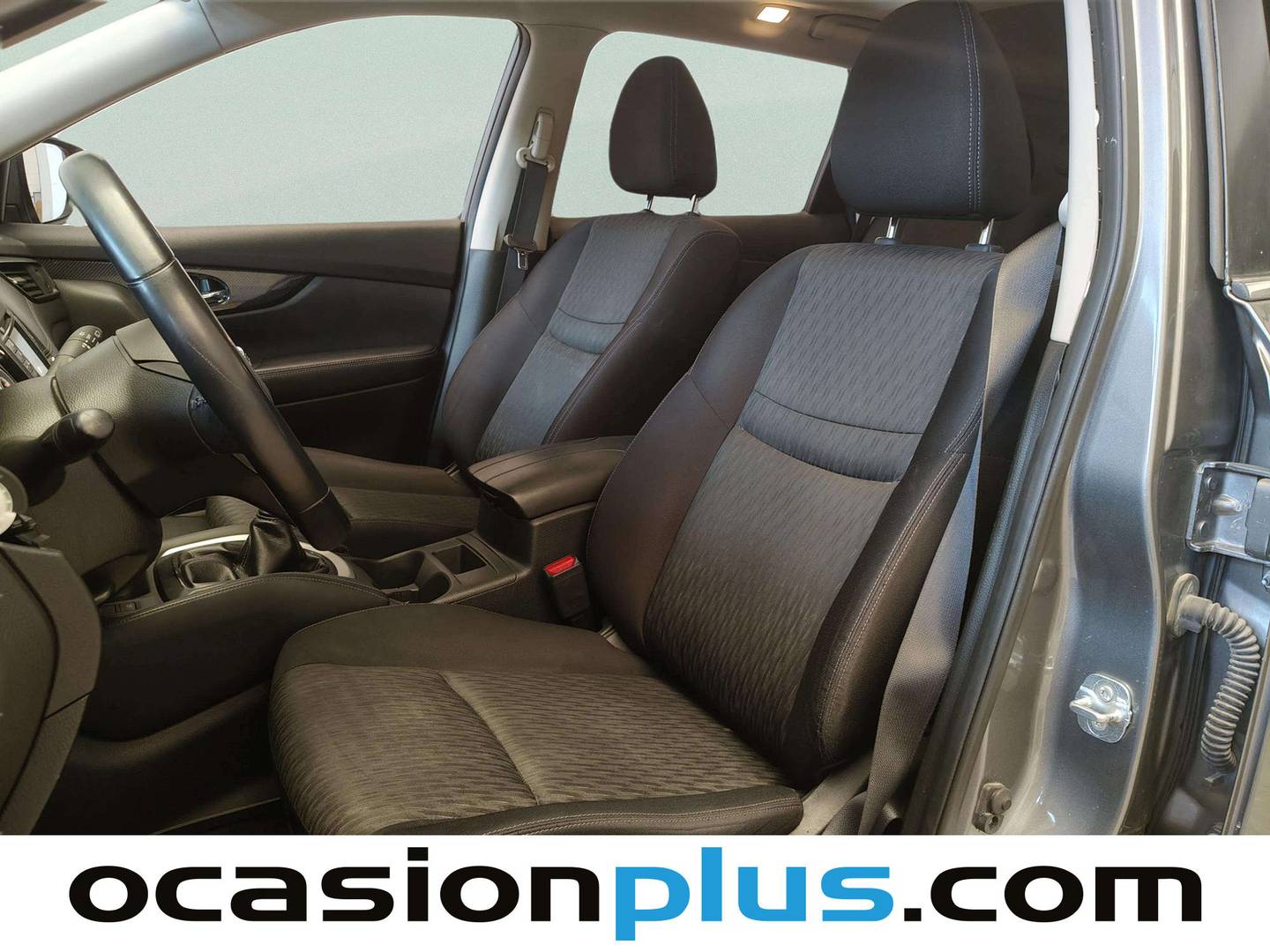 Foto asientos delanteros Nissan X-TRAIL Nissan X-Trail 1.6 DIG-T N-Connecta 4x2 (163 CV)