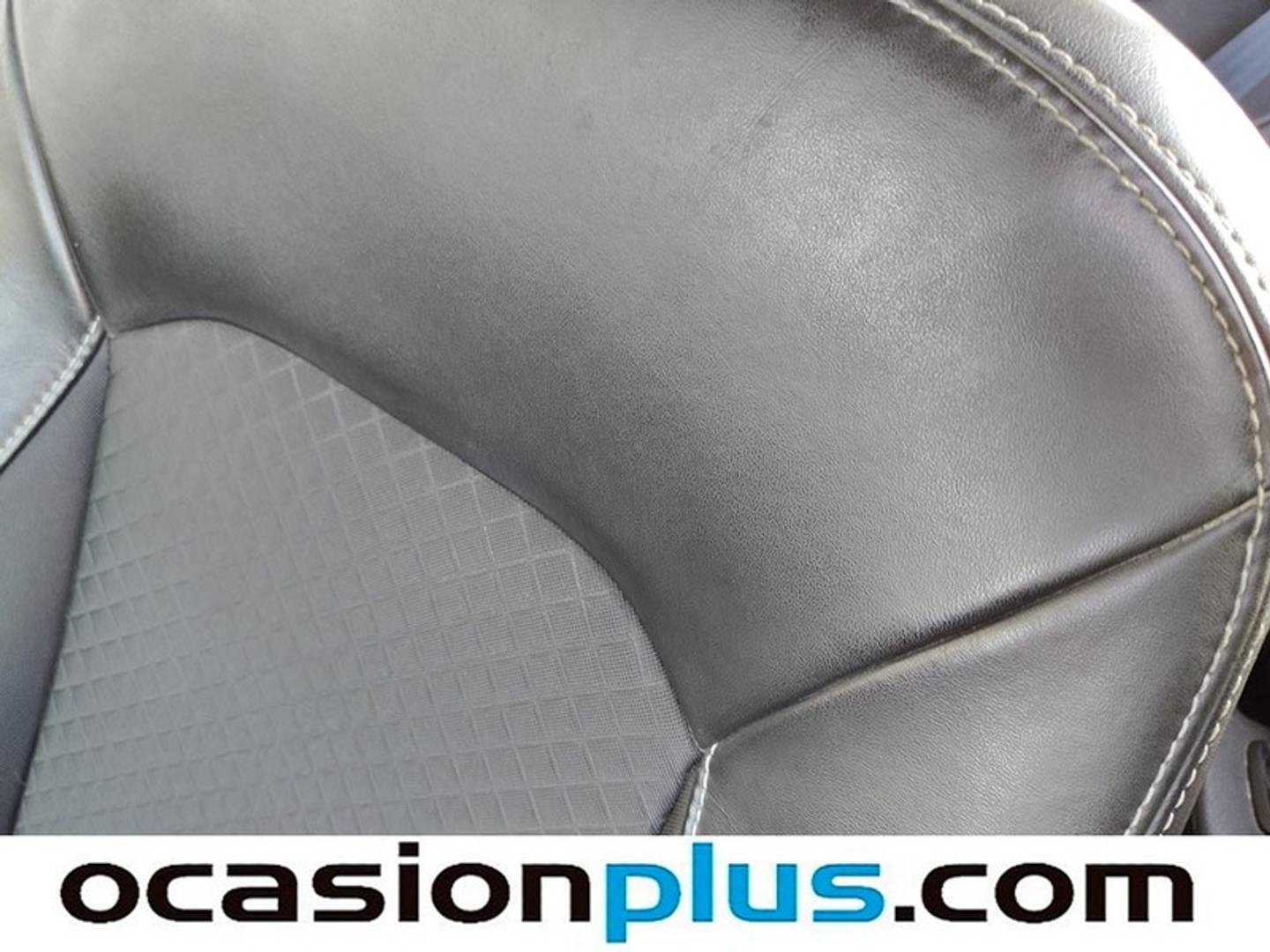 Extras y acabados del Ford EcoSport Ford EcoSport 1.5 TDCi Titanium (95 CV)