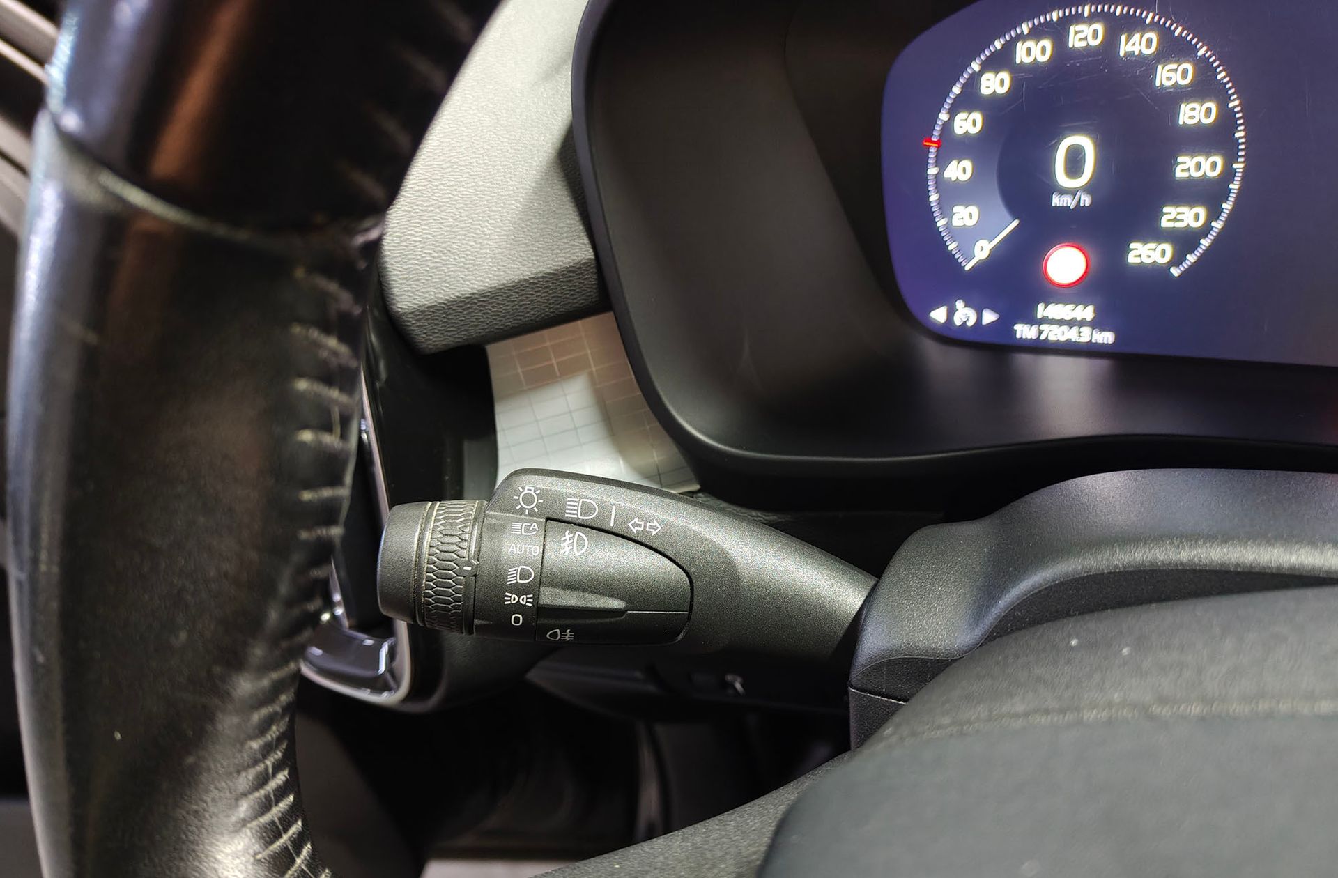 Volvo XC40 T3 Business Plus - foto 25