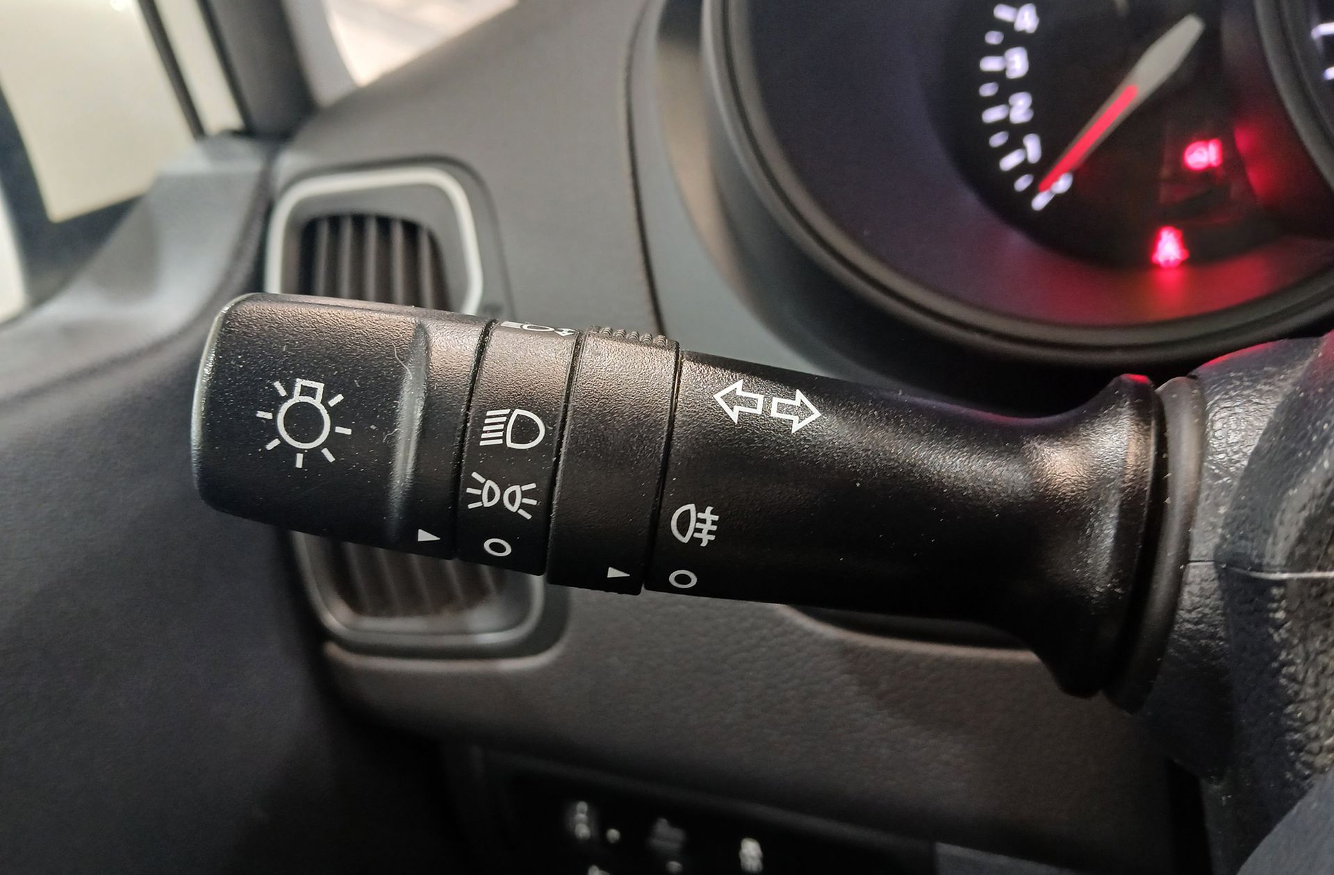 Kia Rio 1.2 Cvvt Tech - foto 19