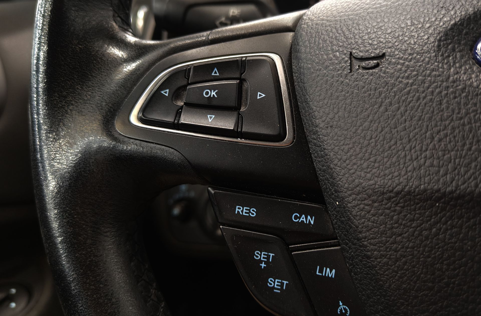 Ford C-Max 1.0 EcoBoost Trend+ - foto 22